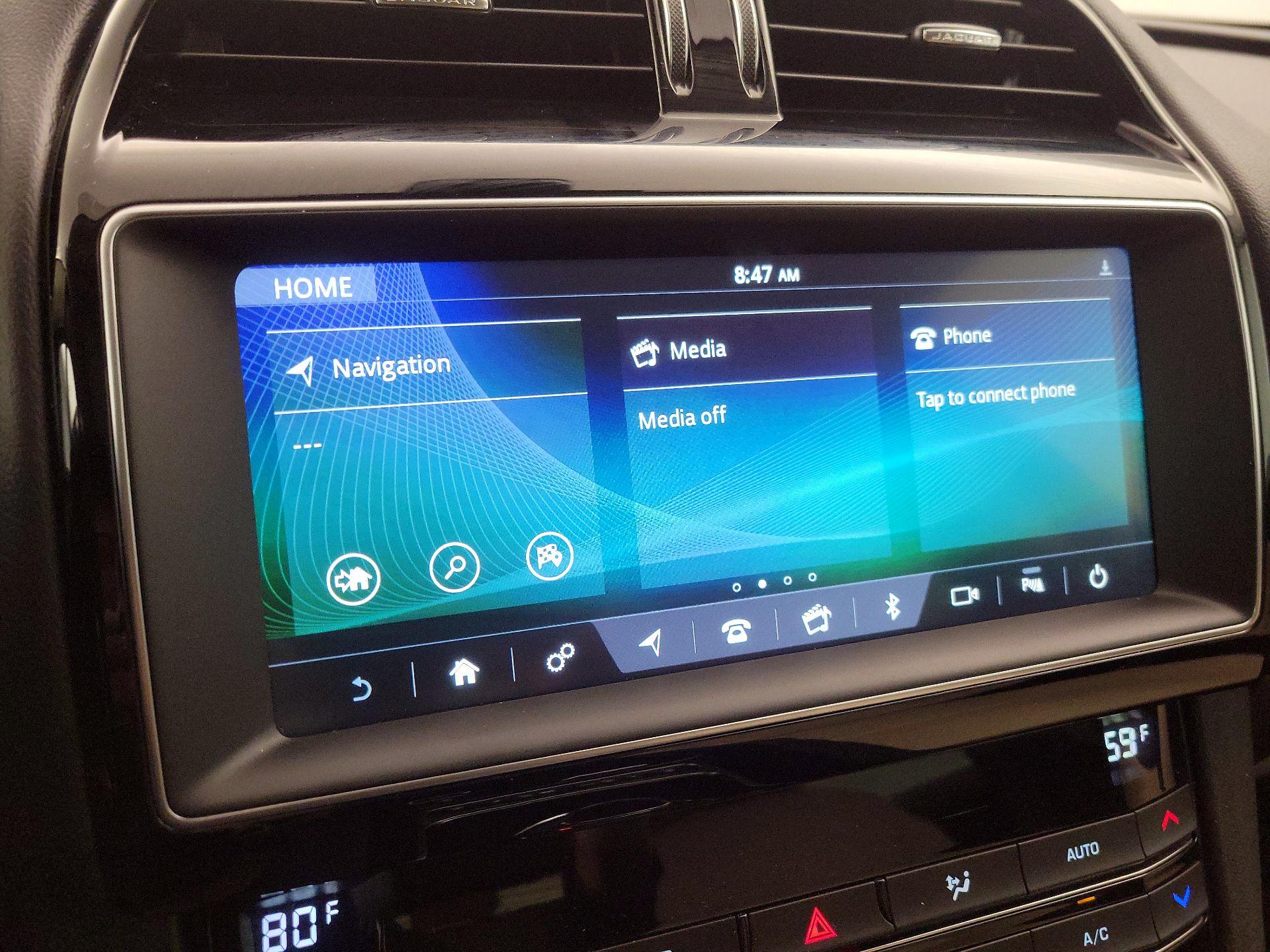 Thumbnail: 2019 Jaguar F-Pace - 16