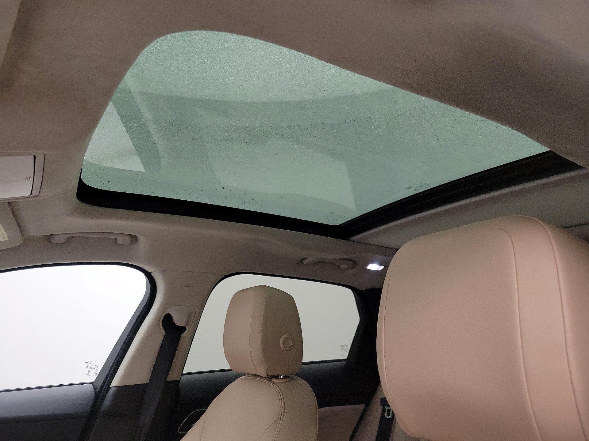 Thumbnail: 2019 Jaguar F-Pace - 20