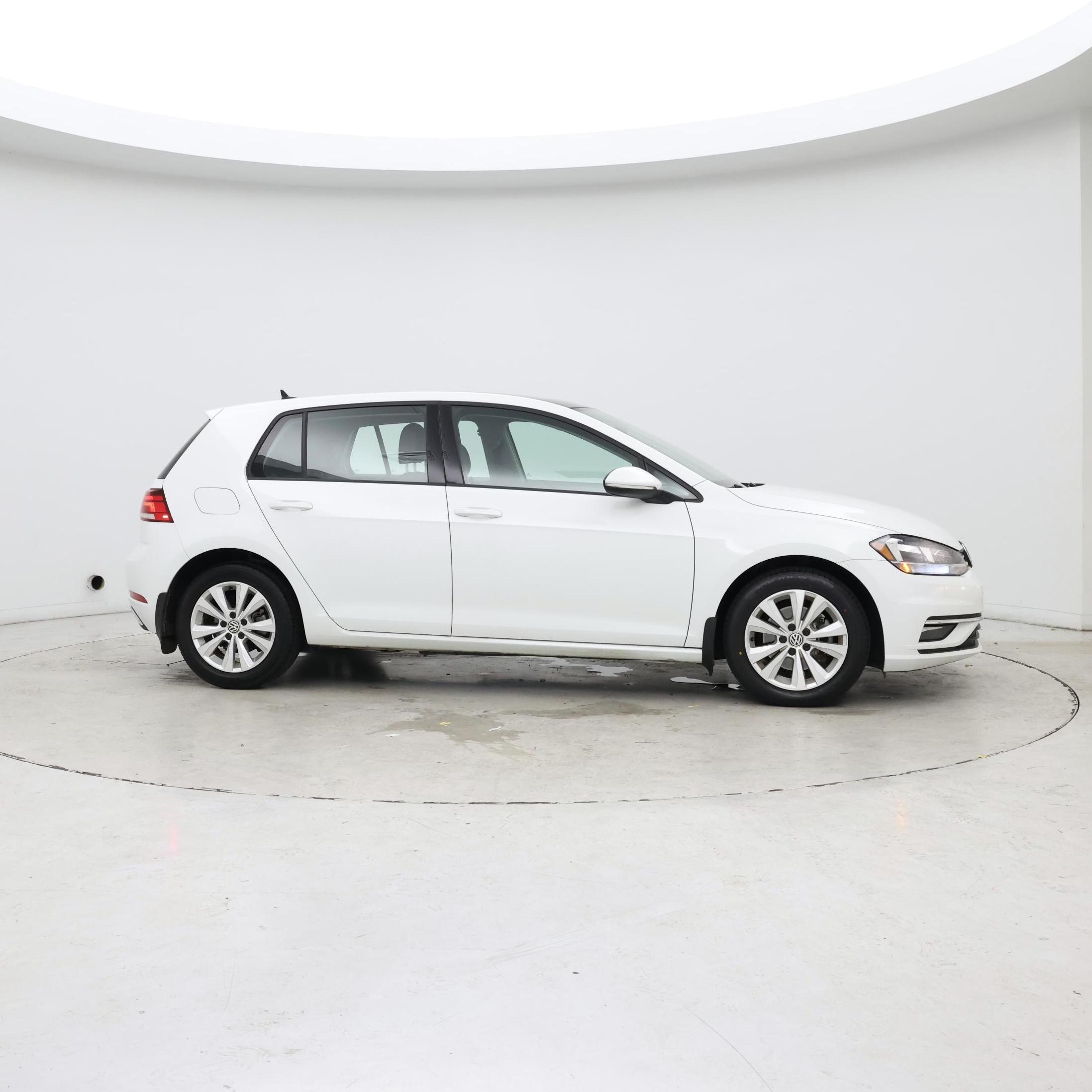 Thumbnail: 2018 Volkswagen Golf - 7