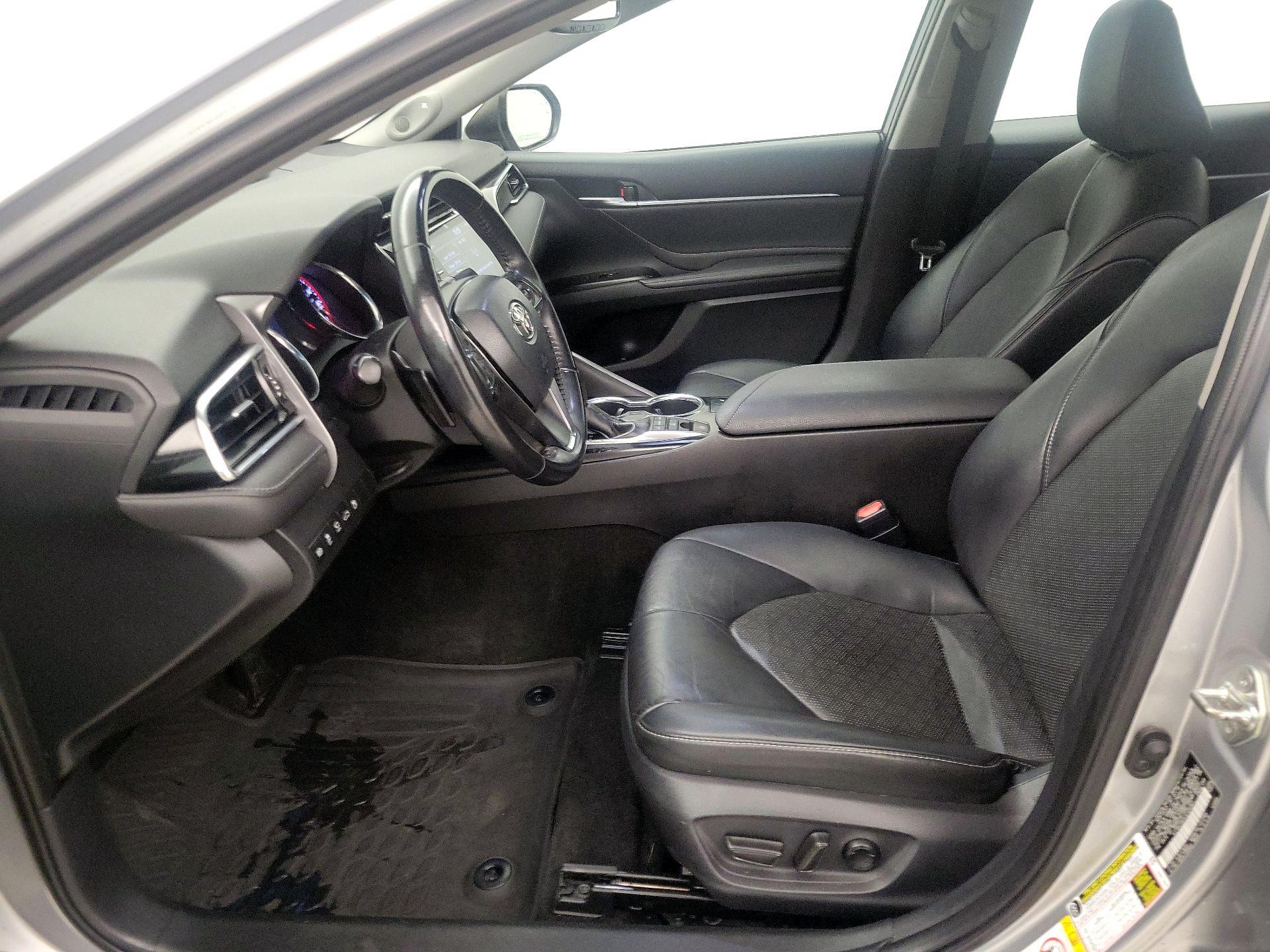 Thumbnail: 2018 Toyota Camry - 11