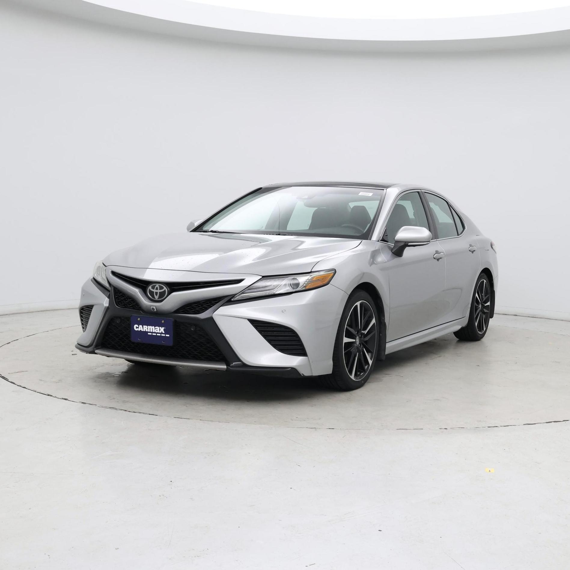 Thumbnail: 2018 Toyota Camry - 4