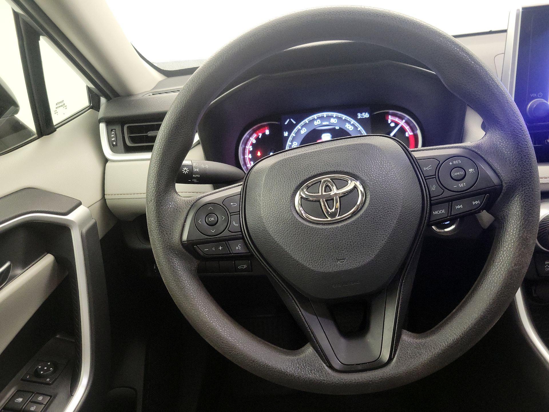 Thumbnail: 2023 Toyota RAV4 - 10