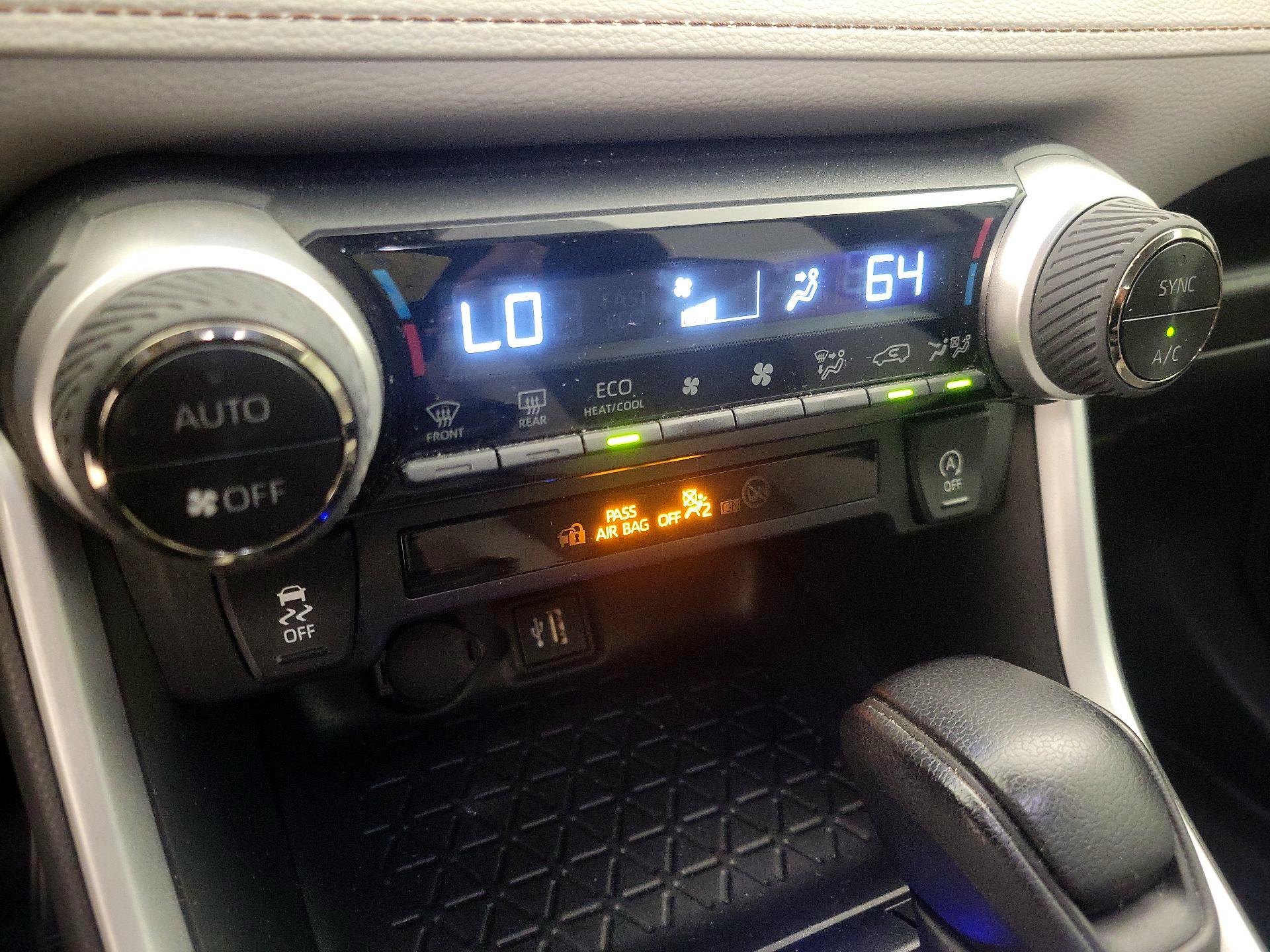 Thumbnail: 2023 Toyota RAV4 - 16