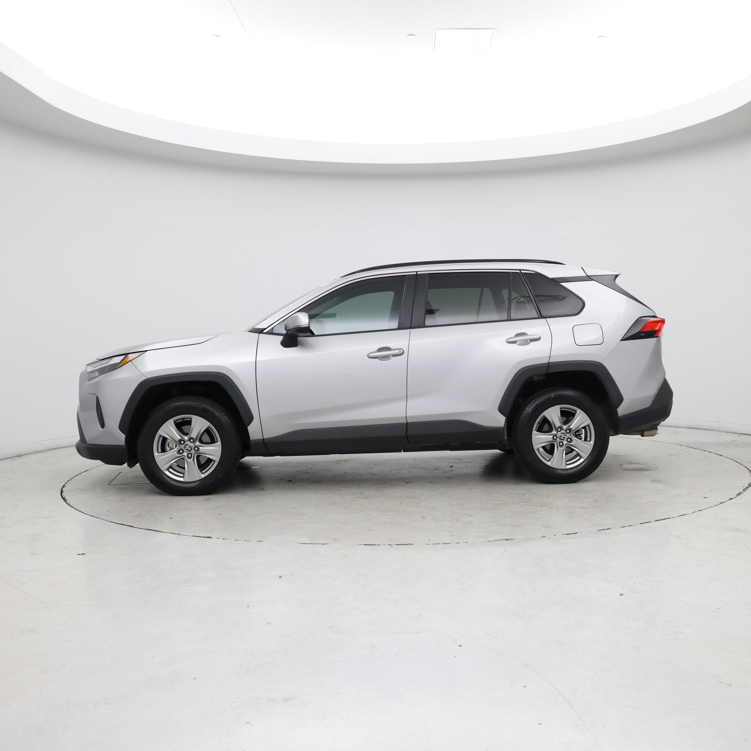 Thumbnail: 2023 Toyota RAV4 - 3