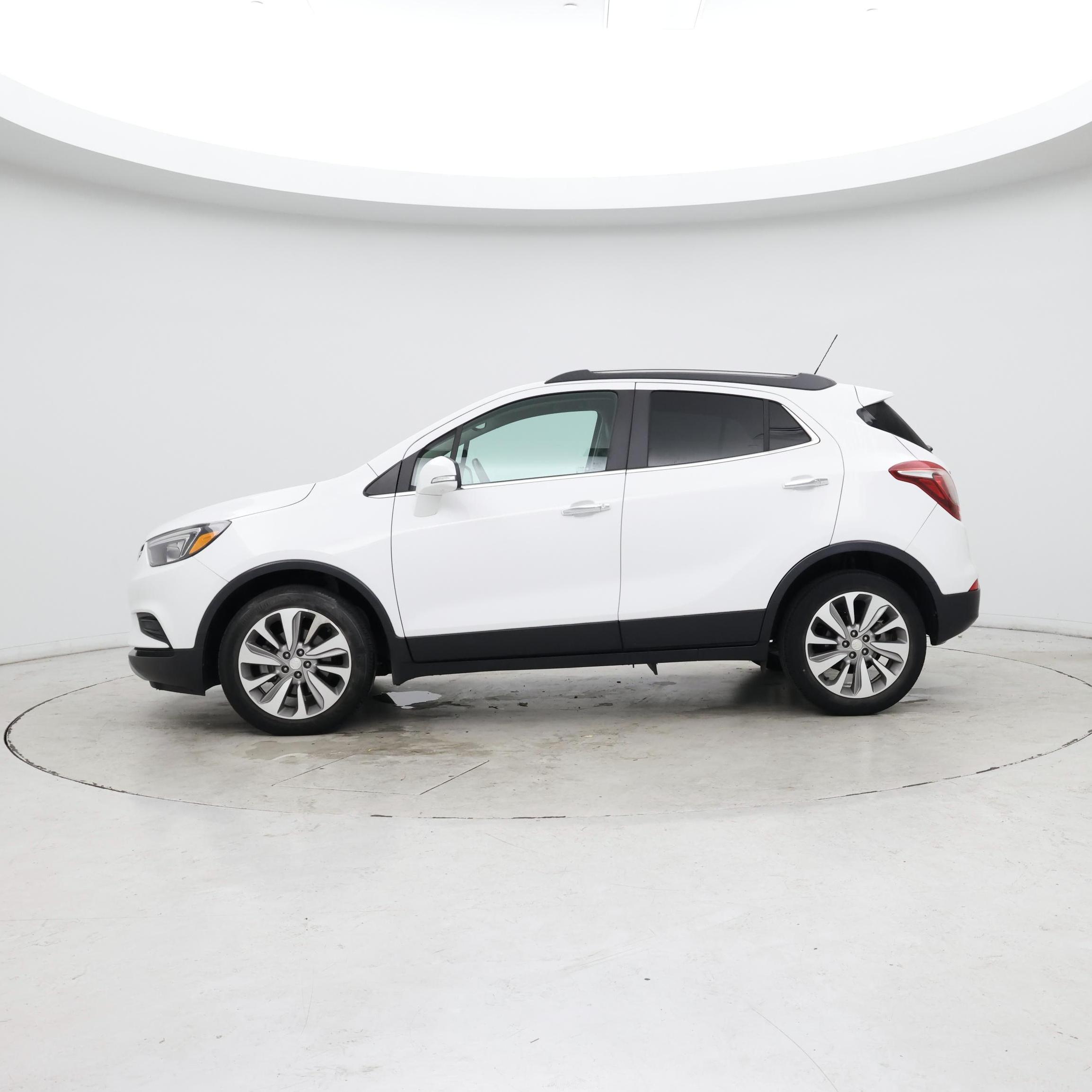 Thumbnail: 2019 Buick Encore - 3