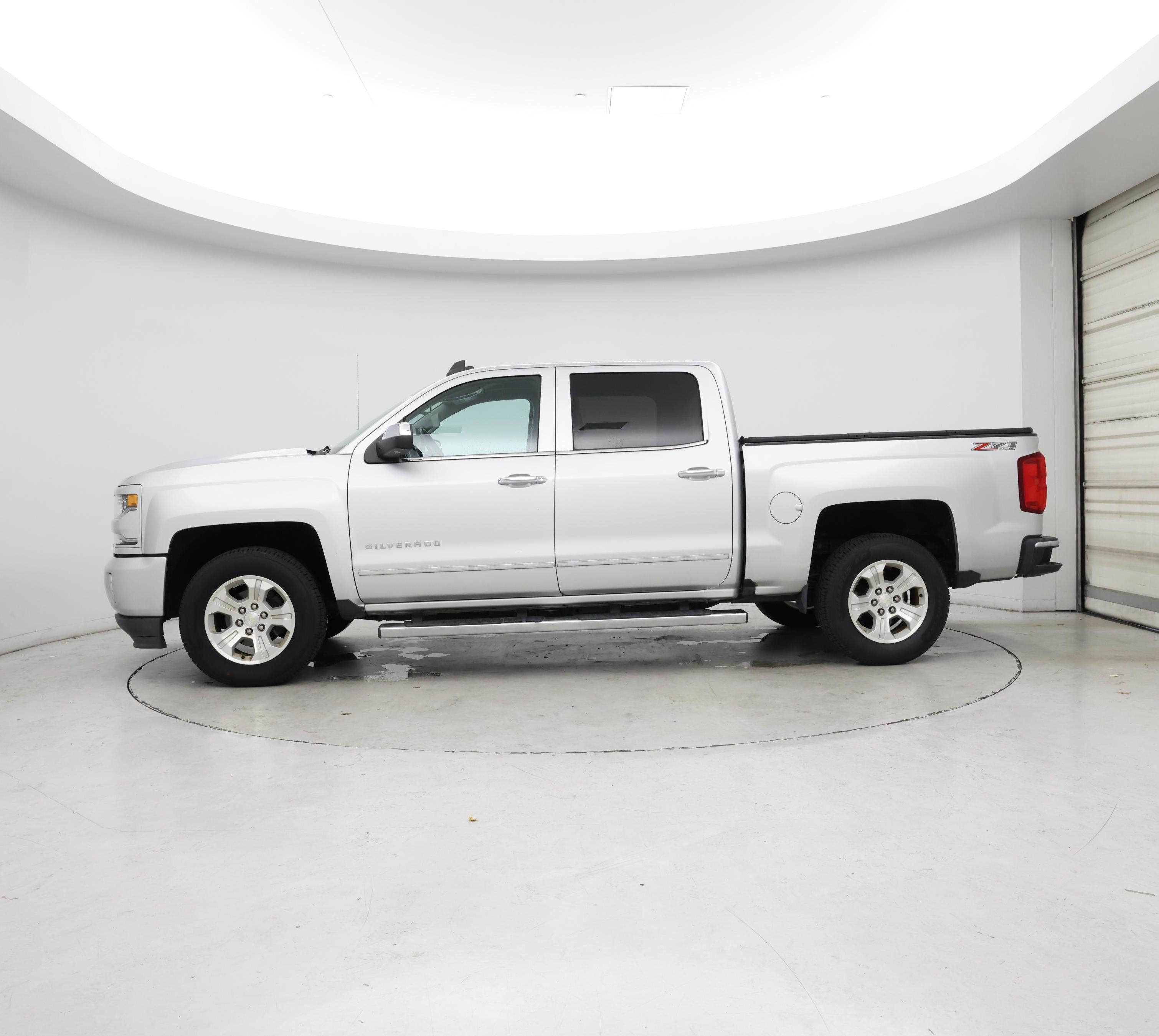 Thumbnail: 2016 Chevrolet Silverado 1500 - 3