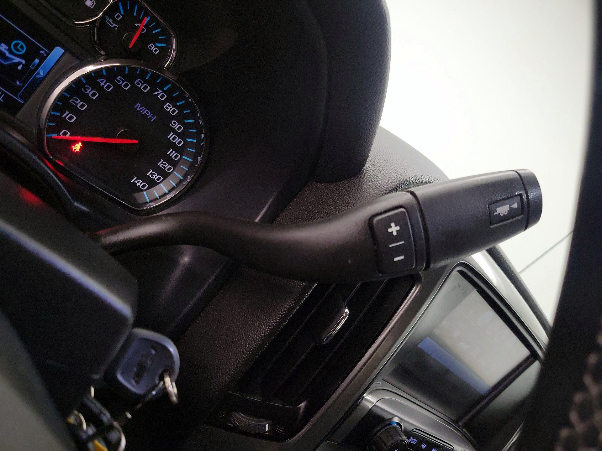Thumbnail: 2019 Chevrolet Silverado 1500 - 17