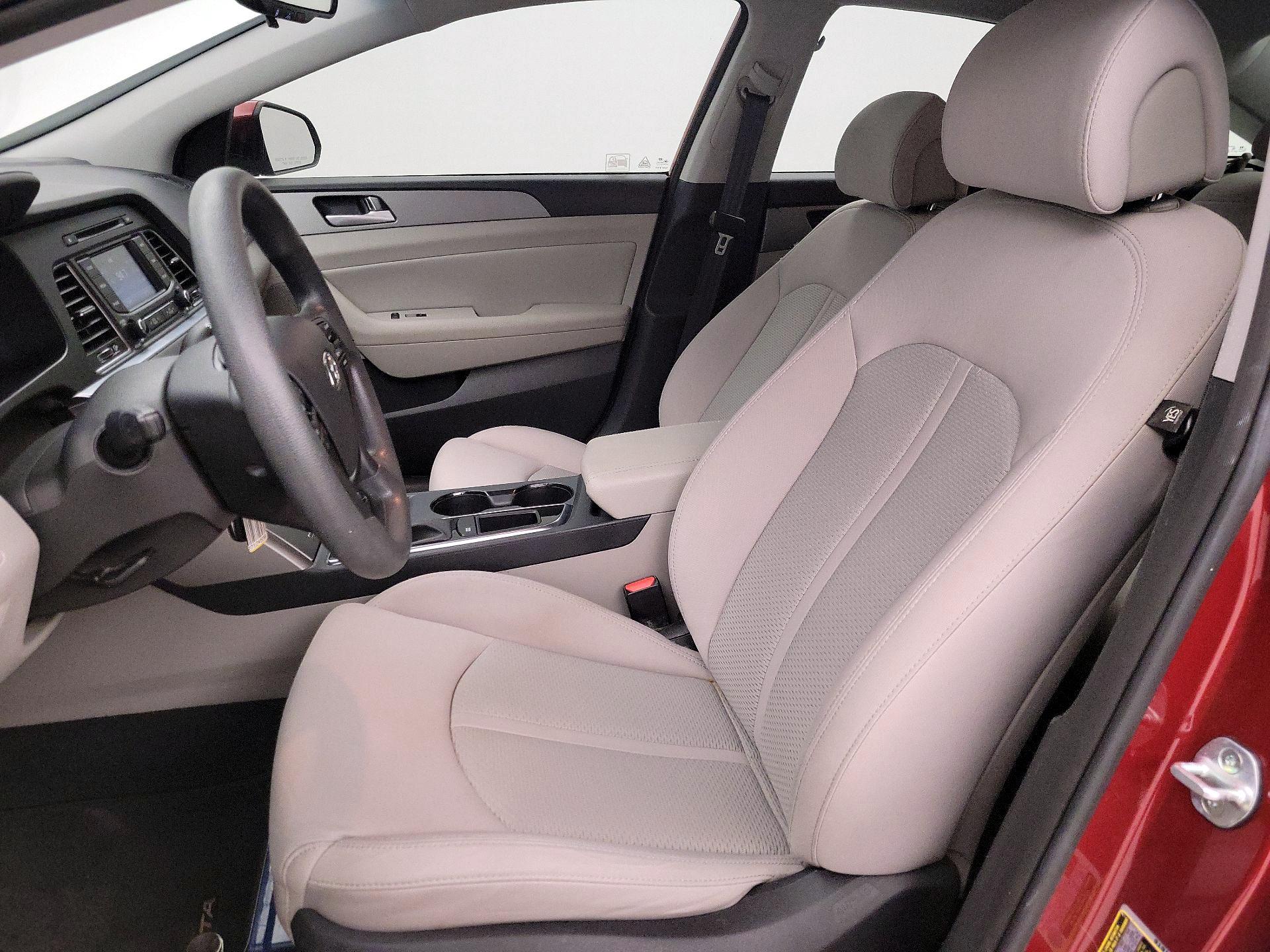 Thumbnail: 2015 Hyundai Sonata - 11