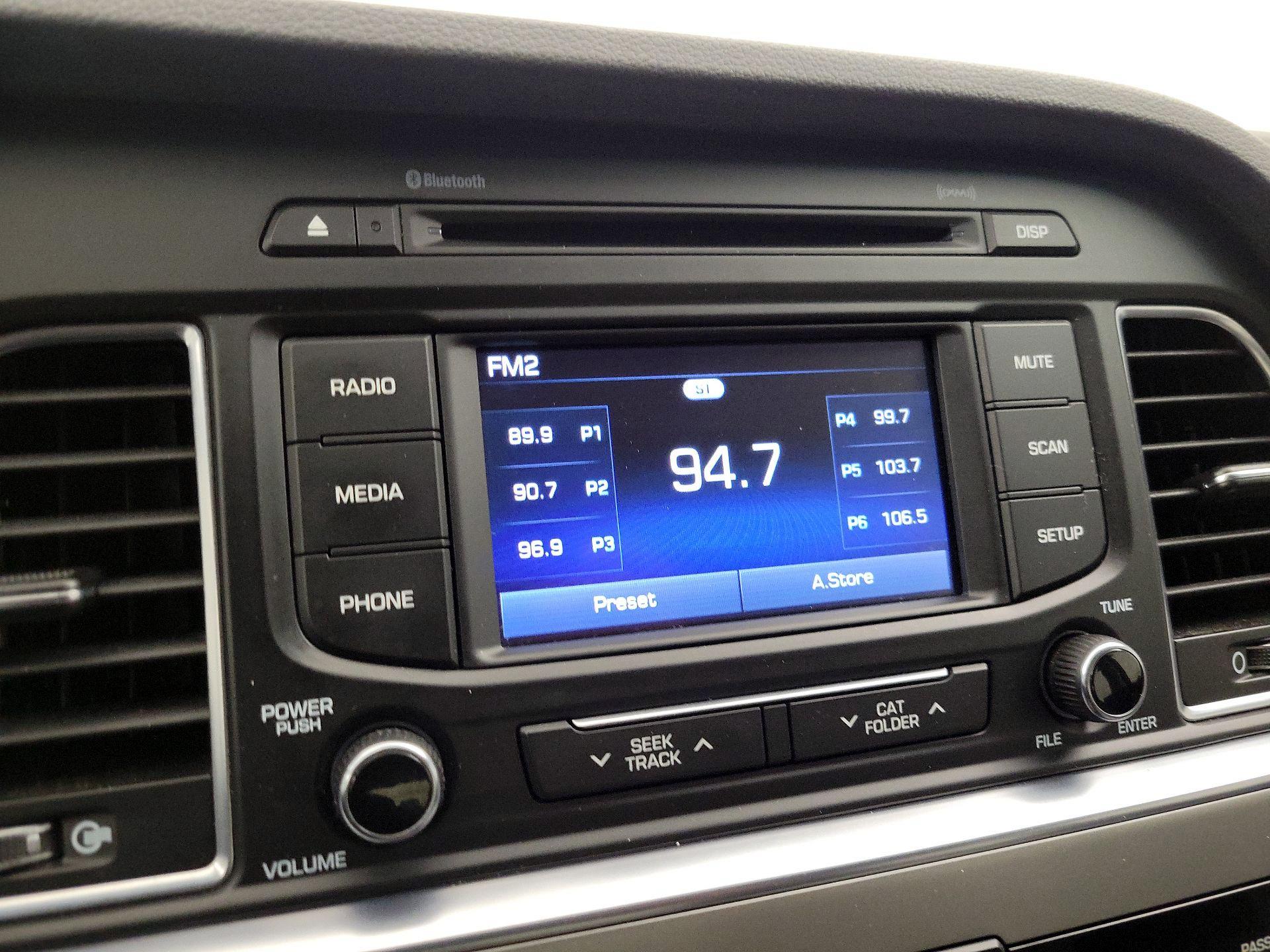Thumbnail: 2015 Hyundai Sonata - 15
