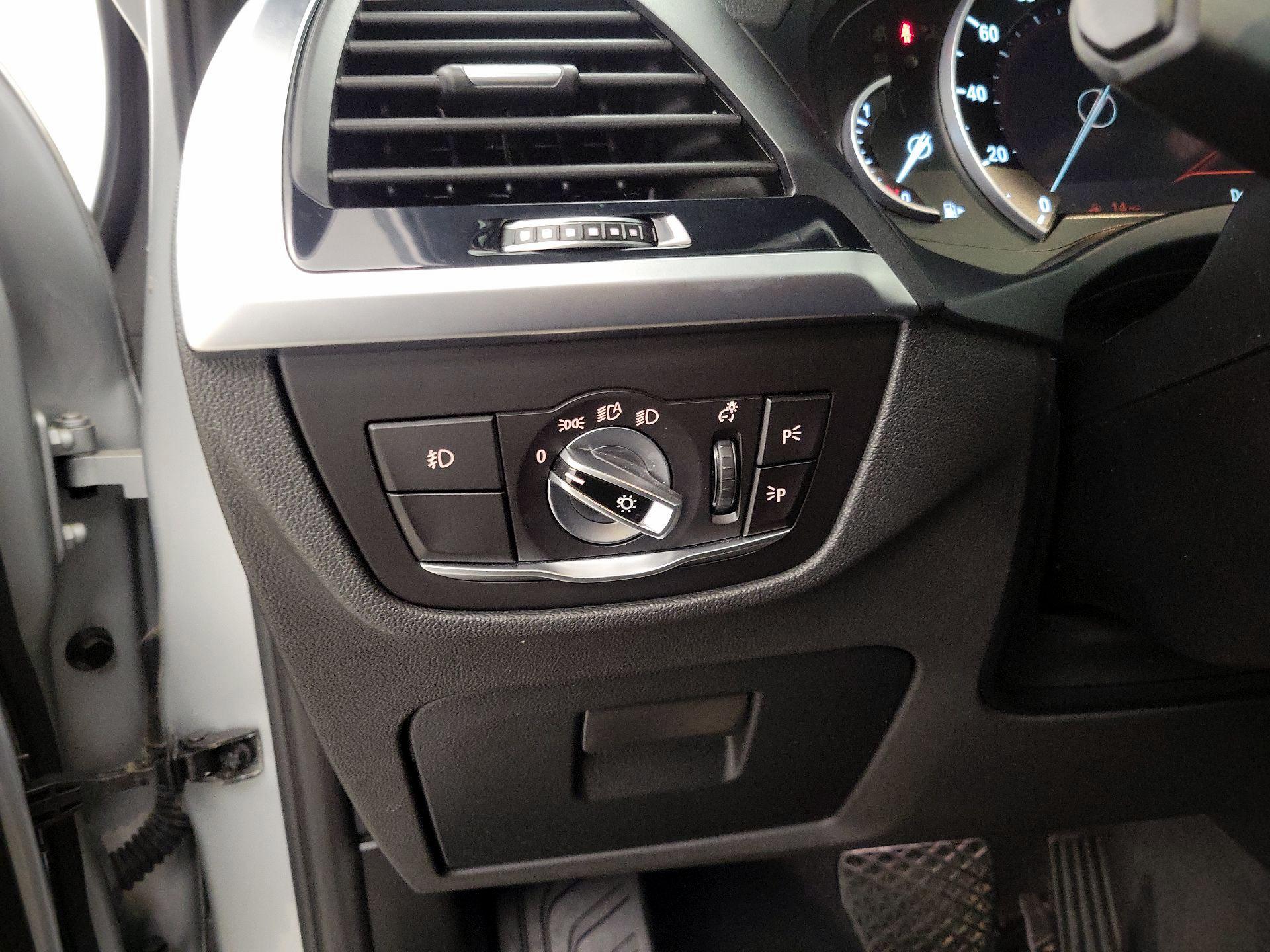Thumbnail: 2019 BMW X3 - 13