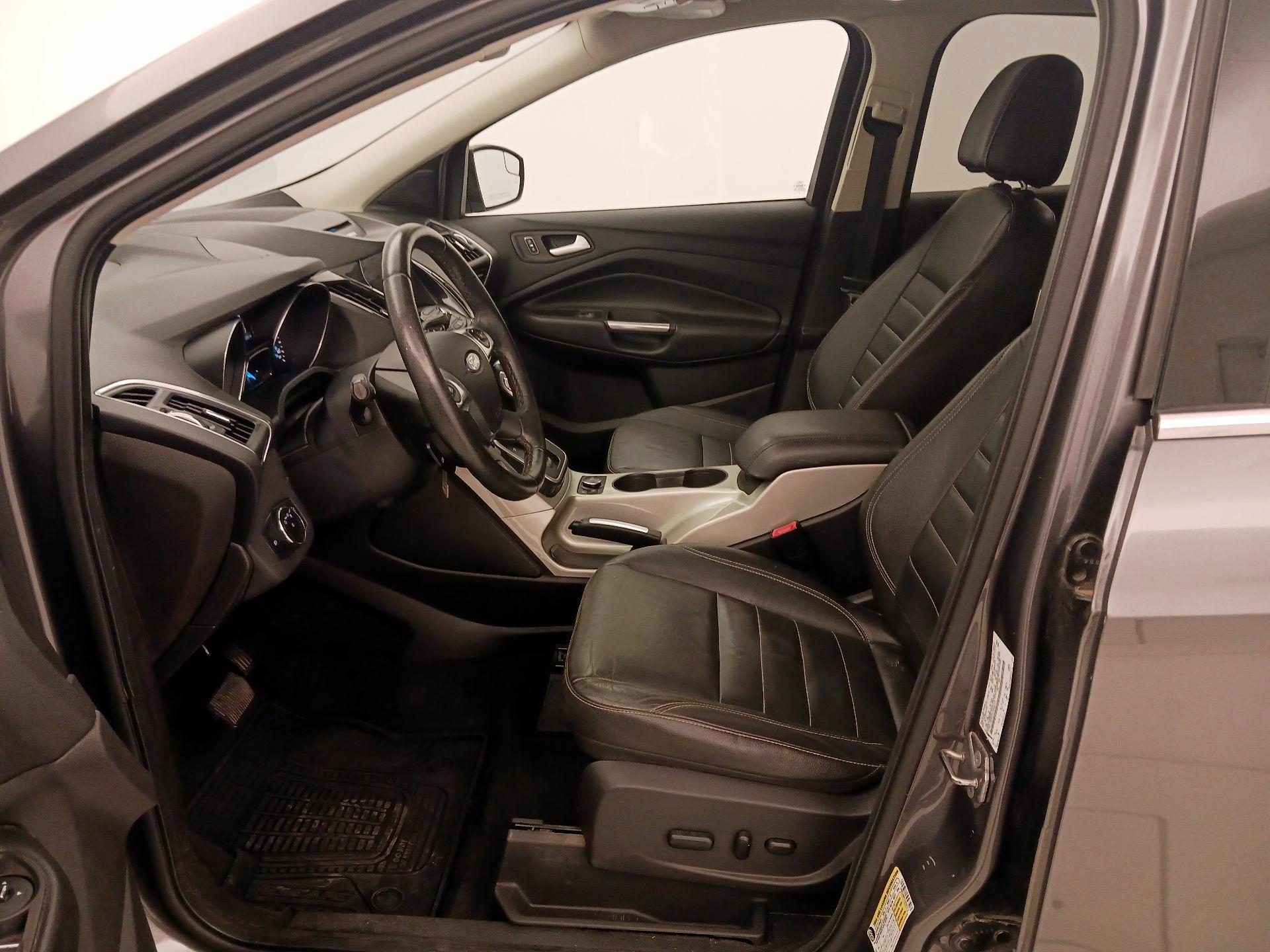 Thumbnail: 2013 Ford Escape - 11