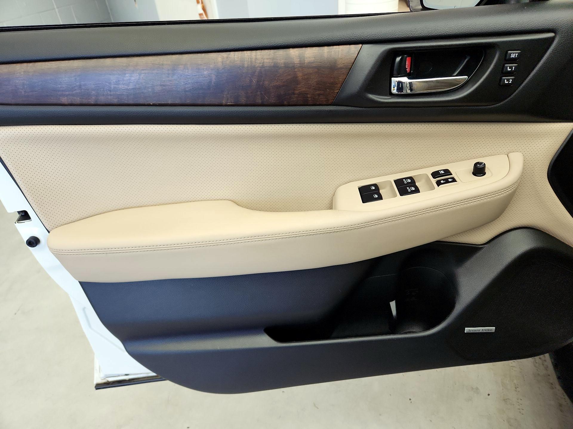 Thumbnail: 2016 Subaru Outback - 12