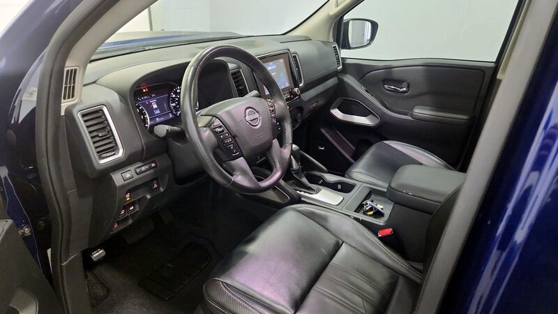 2023 Nissan Frontier SV 11
