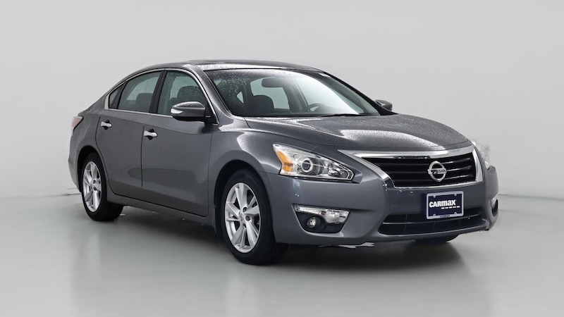 2015 Nissan Altima SV Hero Image