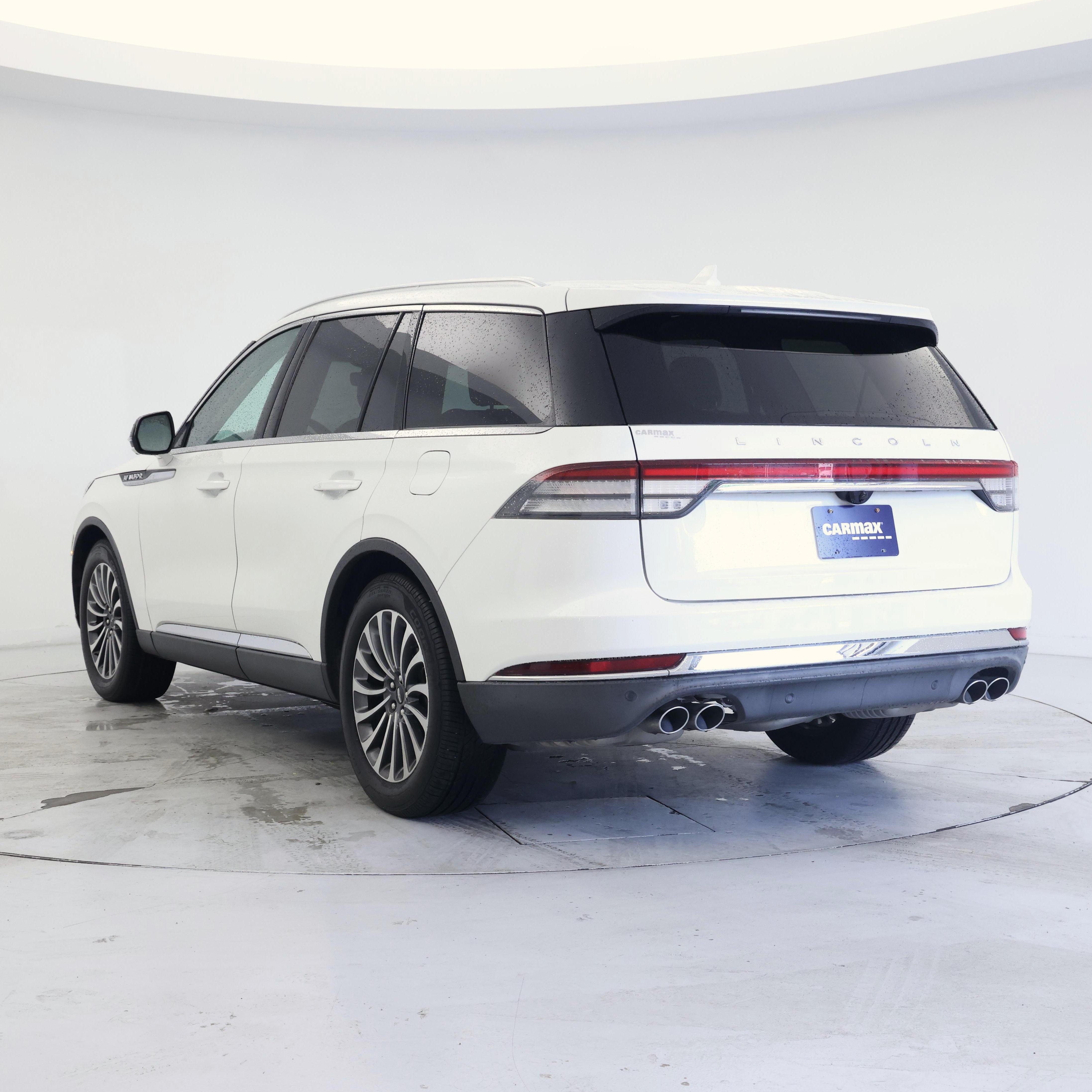 Thumbnail: 2020 Lincoln Aviator - 2