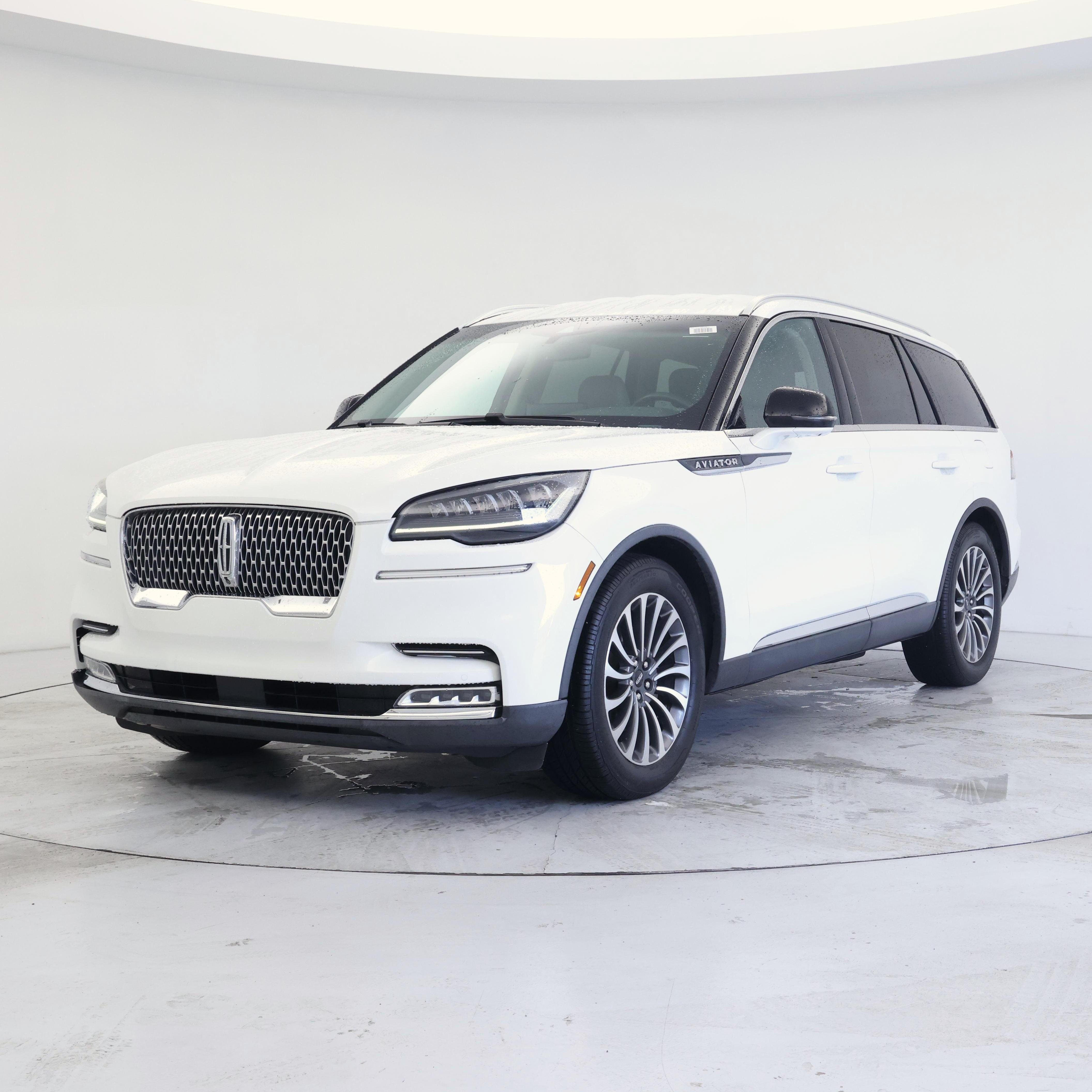 Thumbnail: 2020 Lincoln Aviator - 4