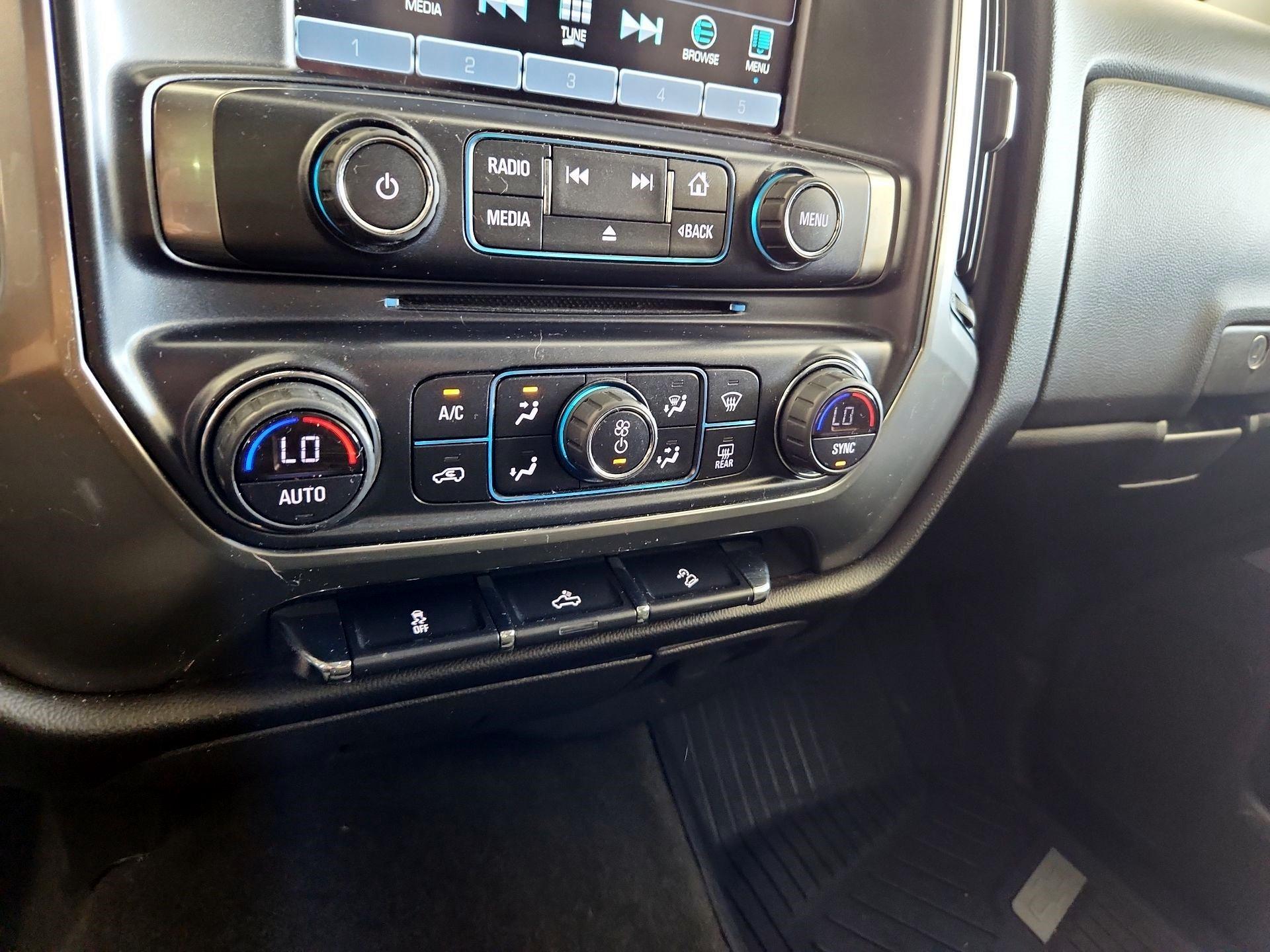 Thumbnail: 2018 Chevrolet Silverado 1500 - 16