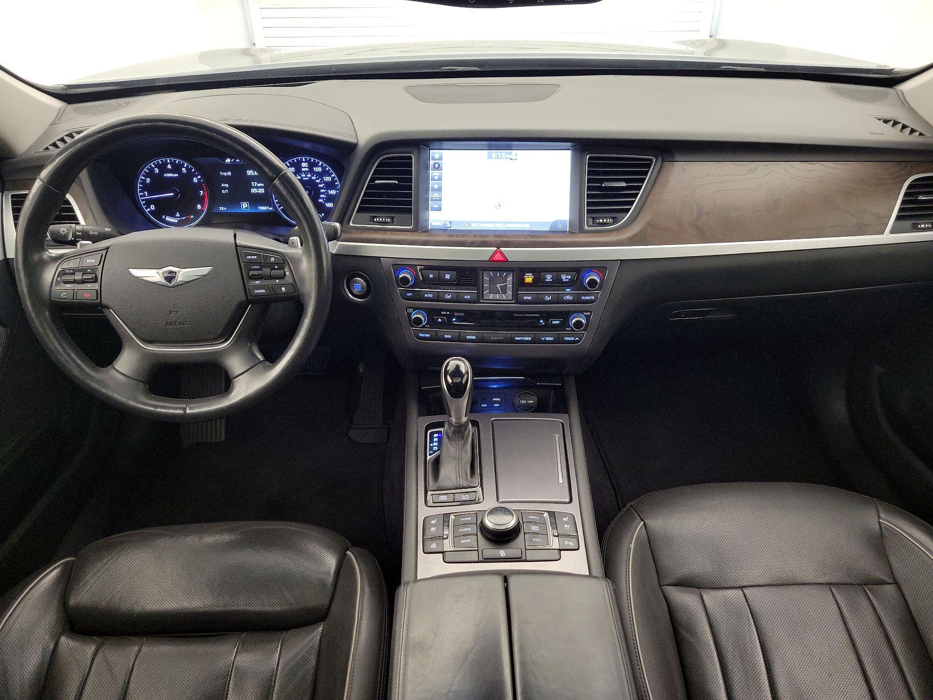 Thumbnail: 2015 Hyundai Genesis - 9