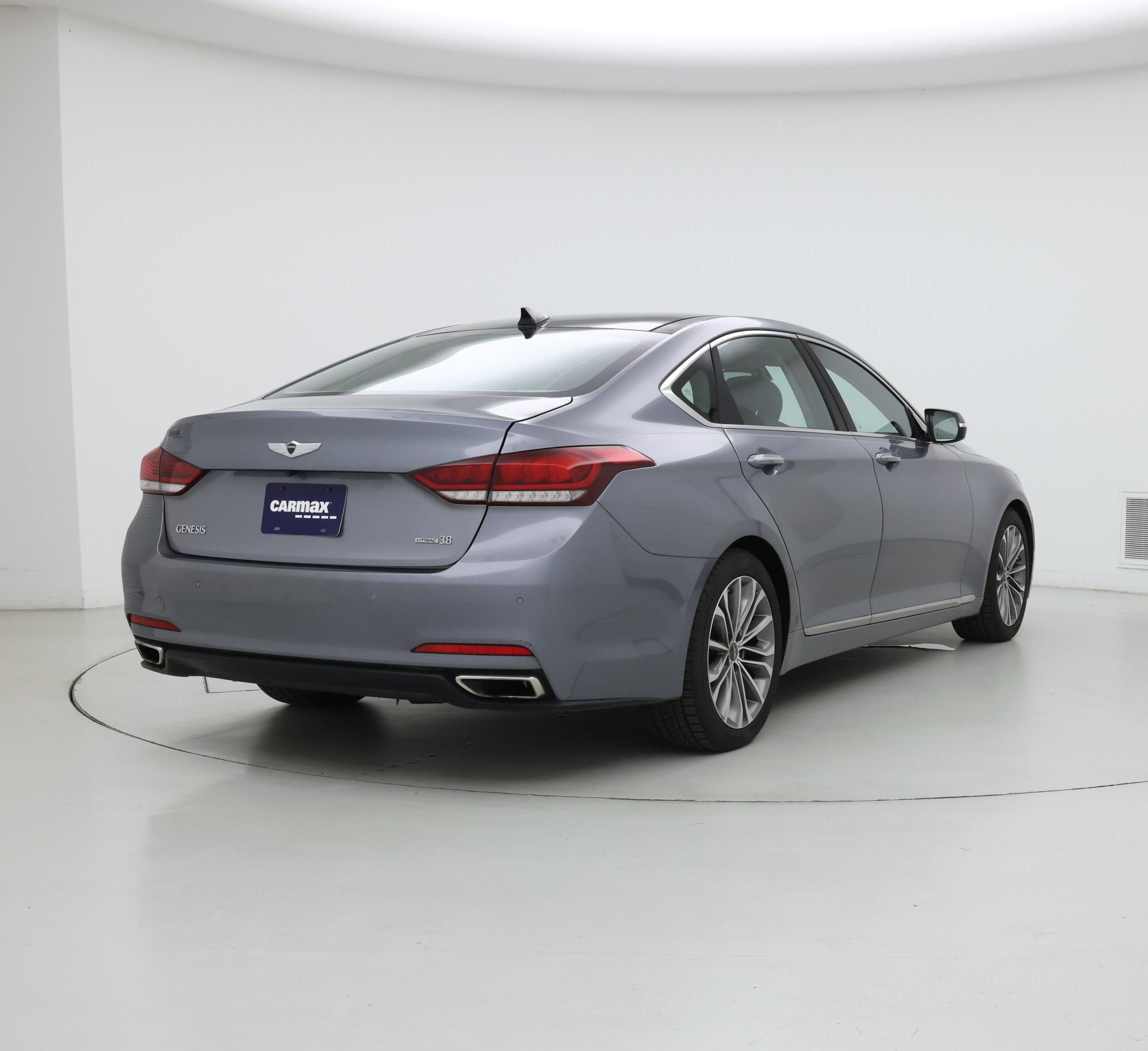 Thumbnail: 2015 Hyundai Genesis - 8
