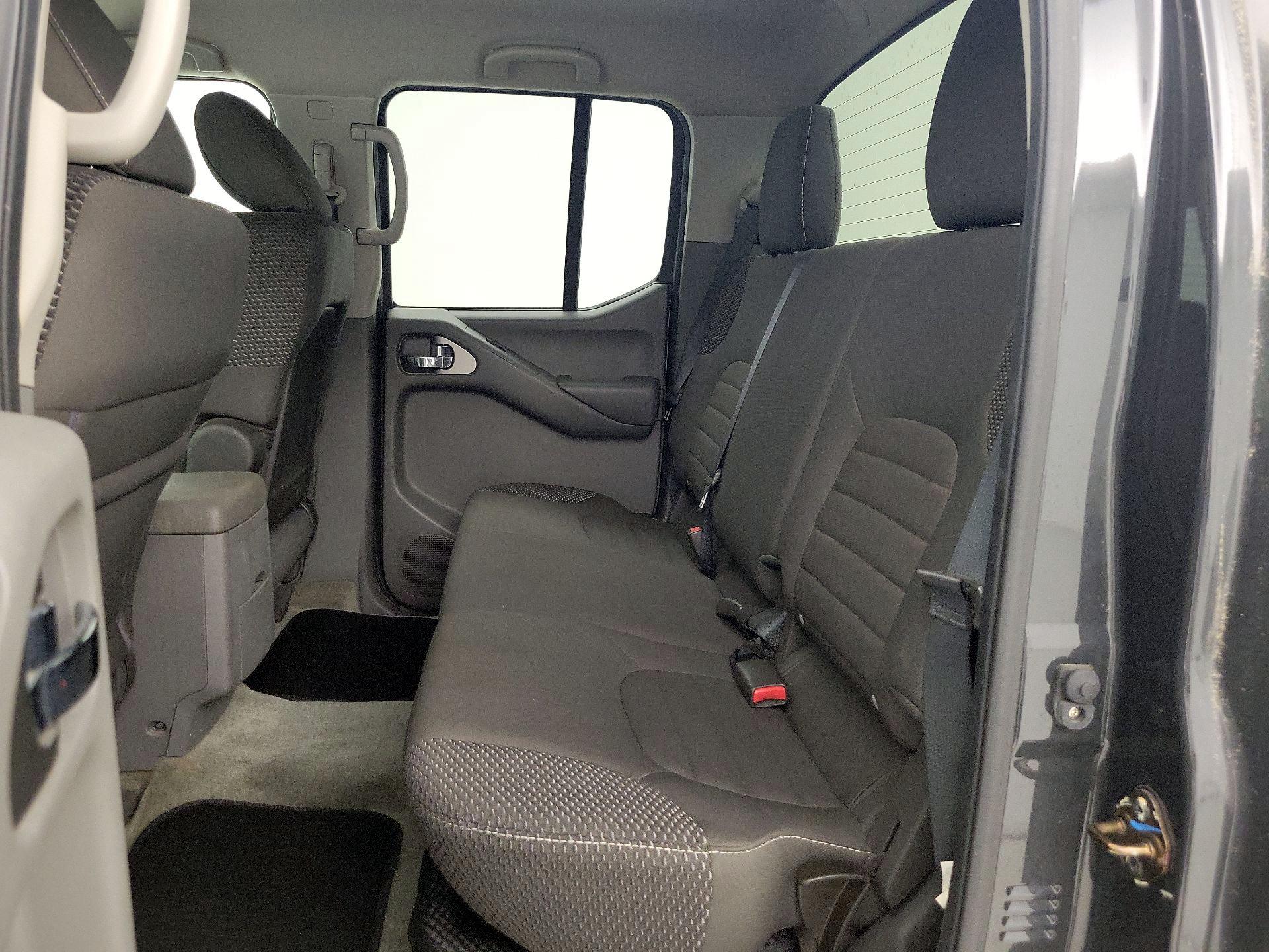 Thumbnail: 2013 Nissan Frontier - 18
