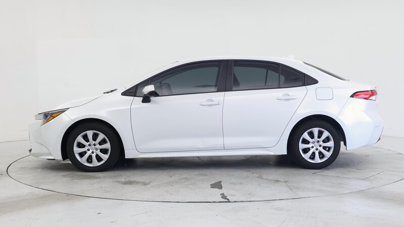 2023 Toyota Corolla LE 3