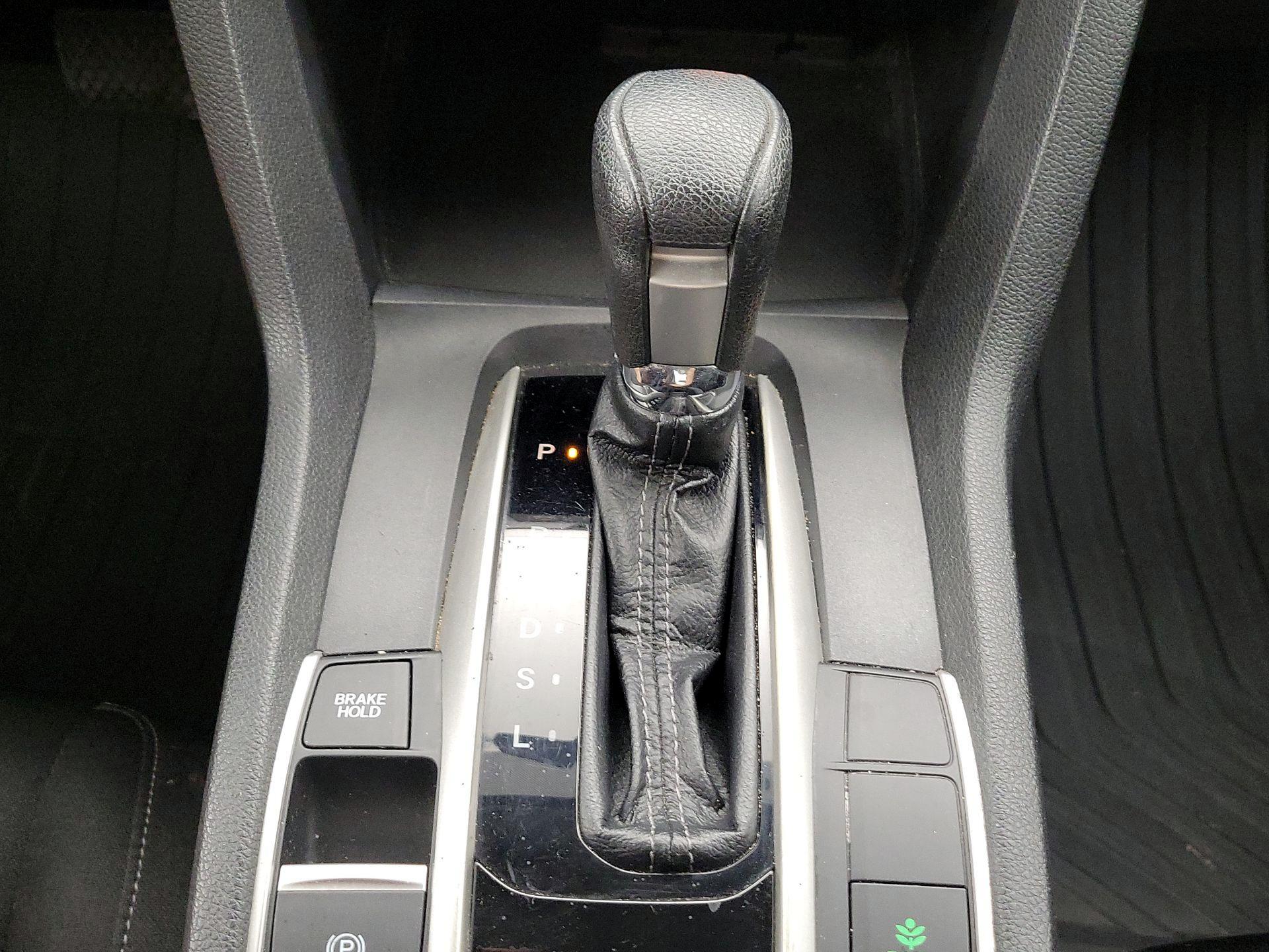 Thumbnail: 2017 Honda Civic - 17