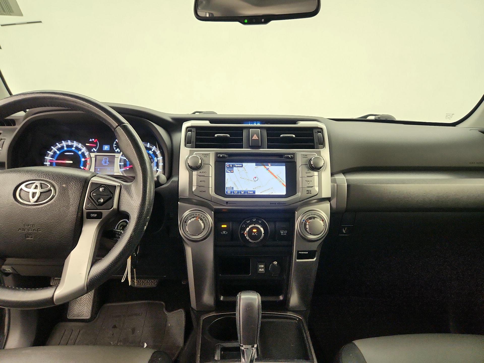 Thumbnail: 2016 Toyota 4Runner - 9