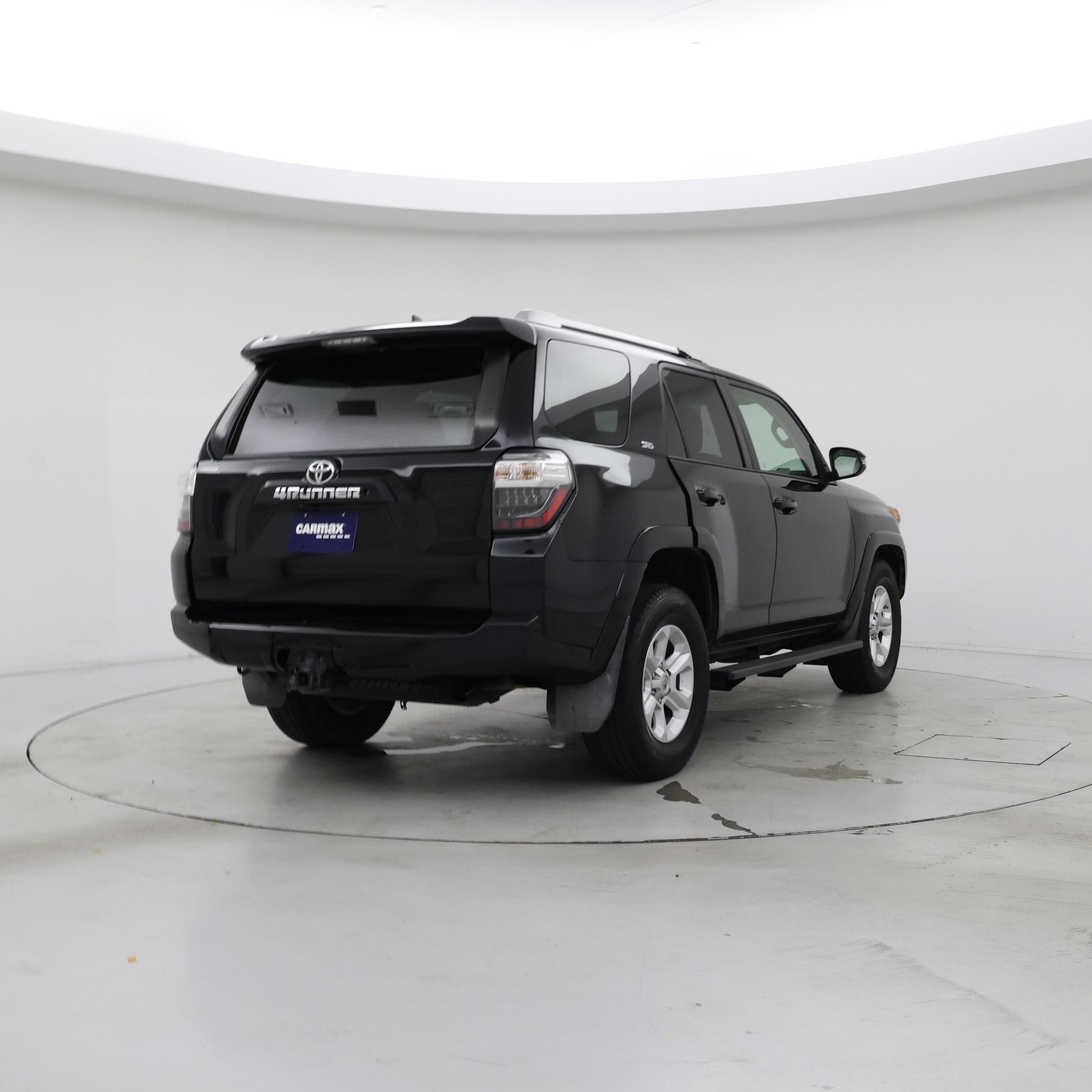 Thumbnail: 2016 Toyota 4Runner - 8