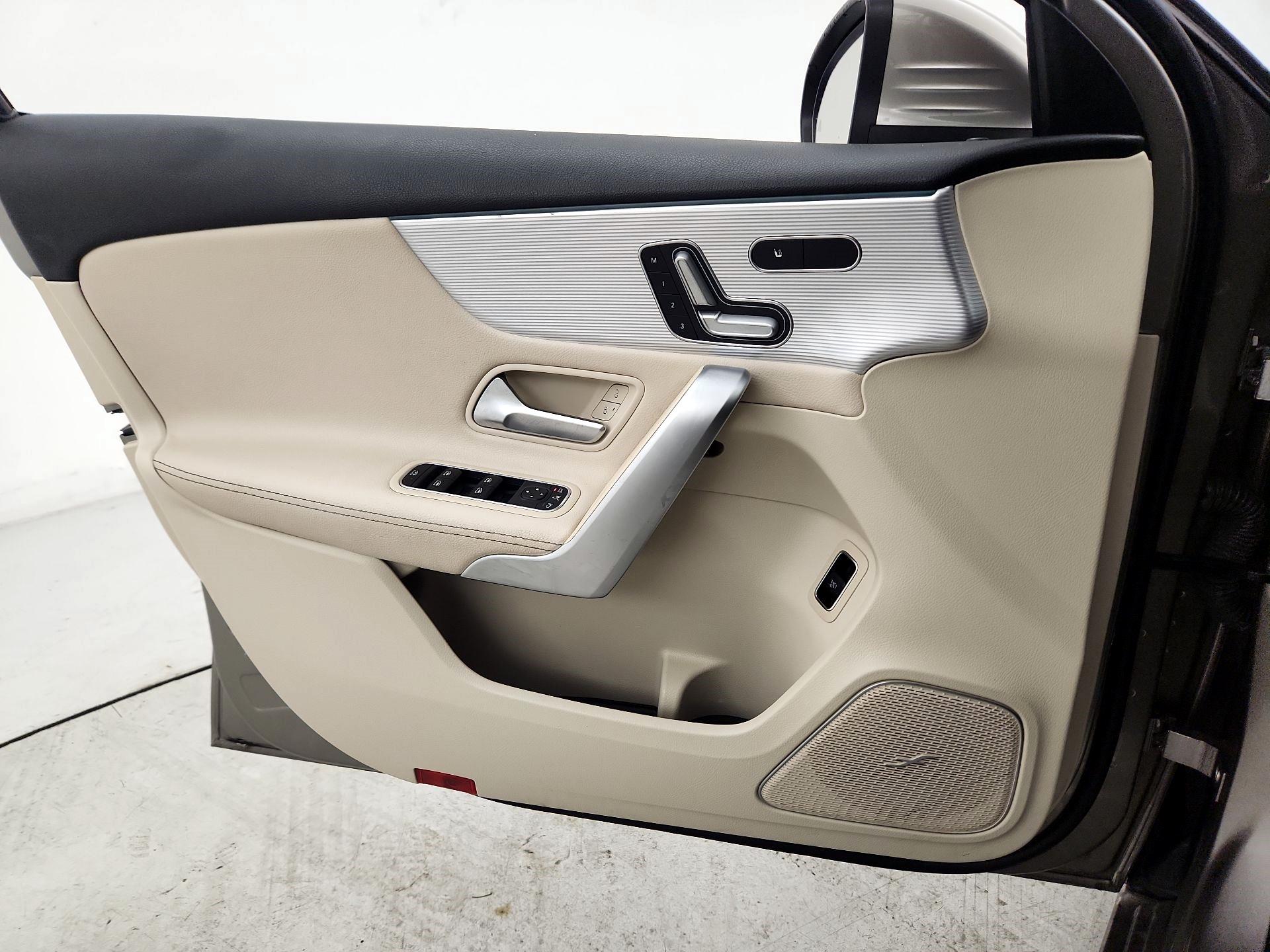 Thumbnail: 2020 Mercedes-Benz A-Class - 12