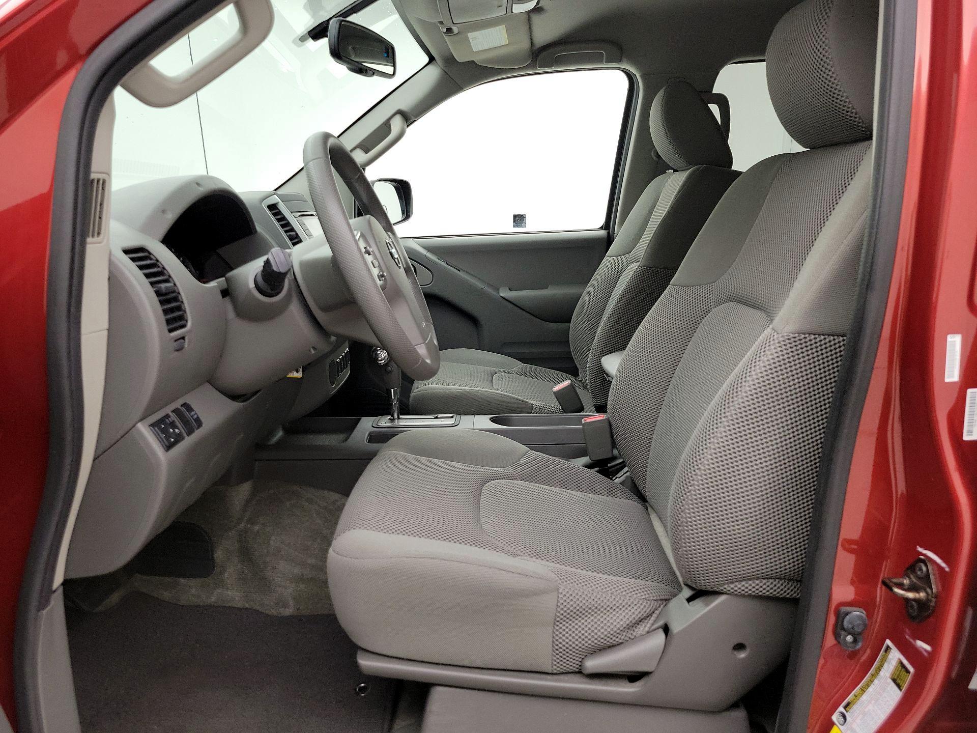 Thumbnail: 2015 Nissan Frontier - 11
