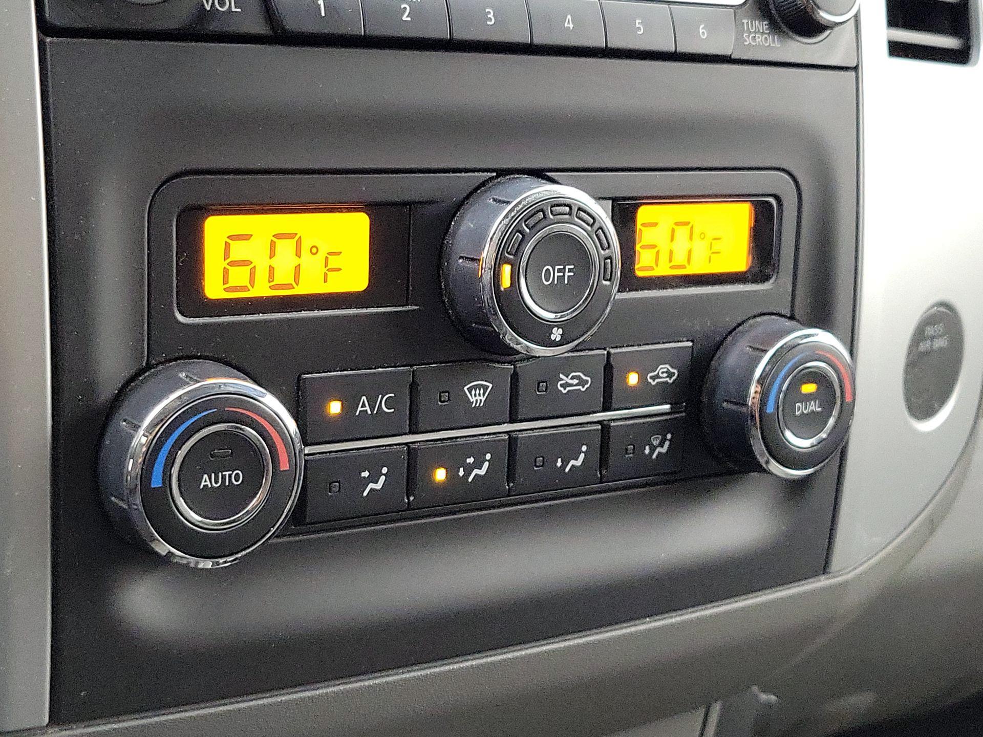Thumbnail: 2015 Nissan Frontier - 16