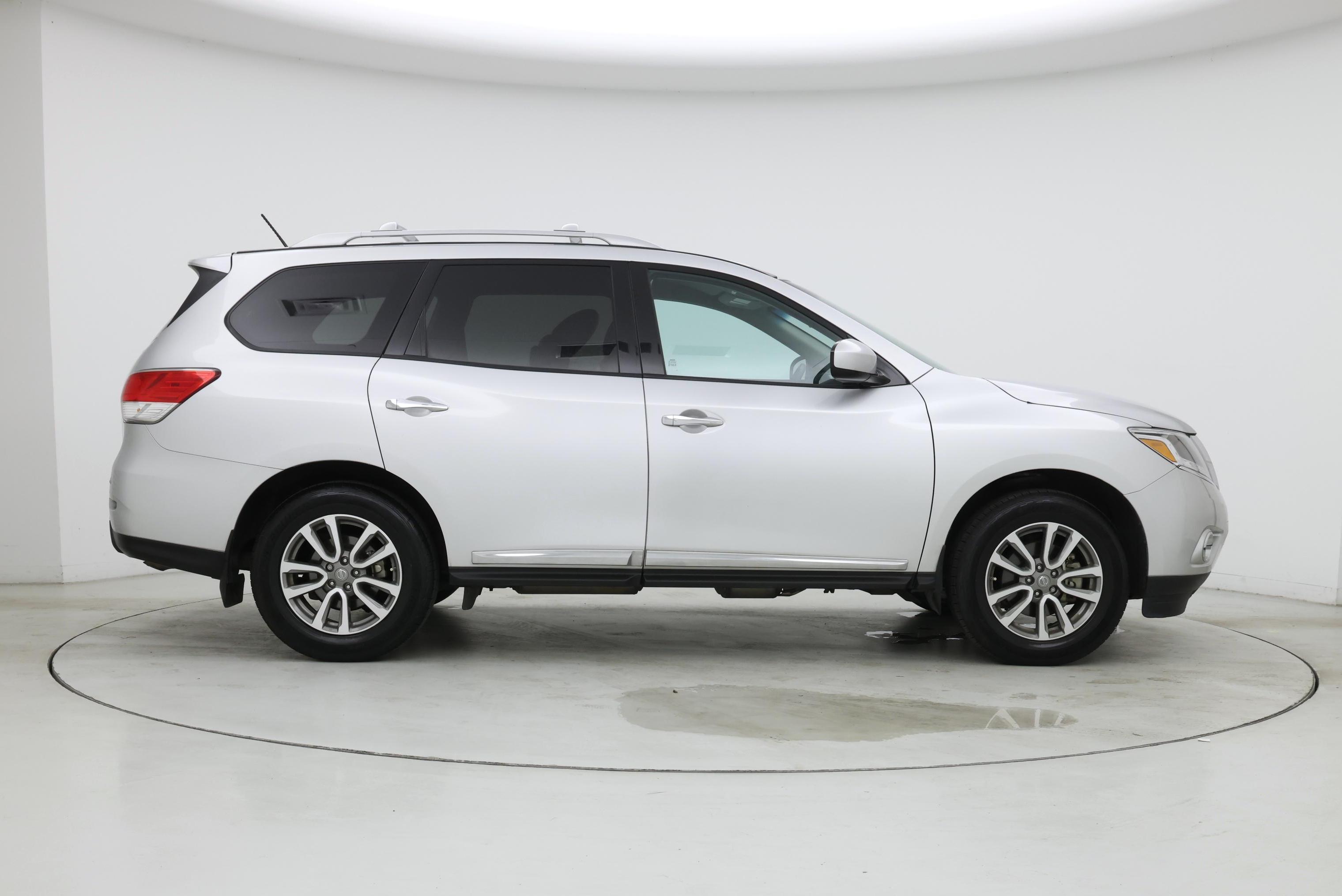Thumbnail: 2013 Nissan Pathfinder - 7
