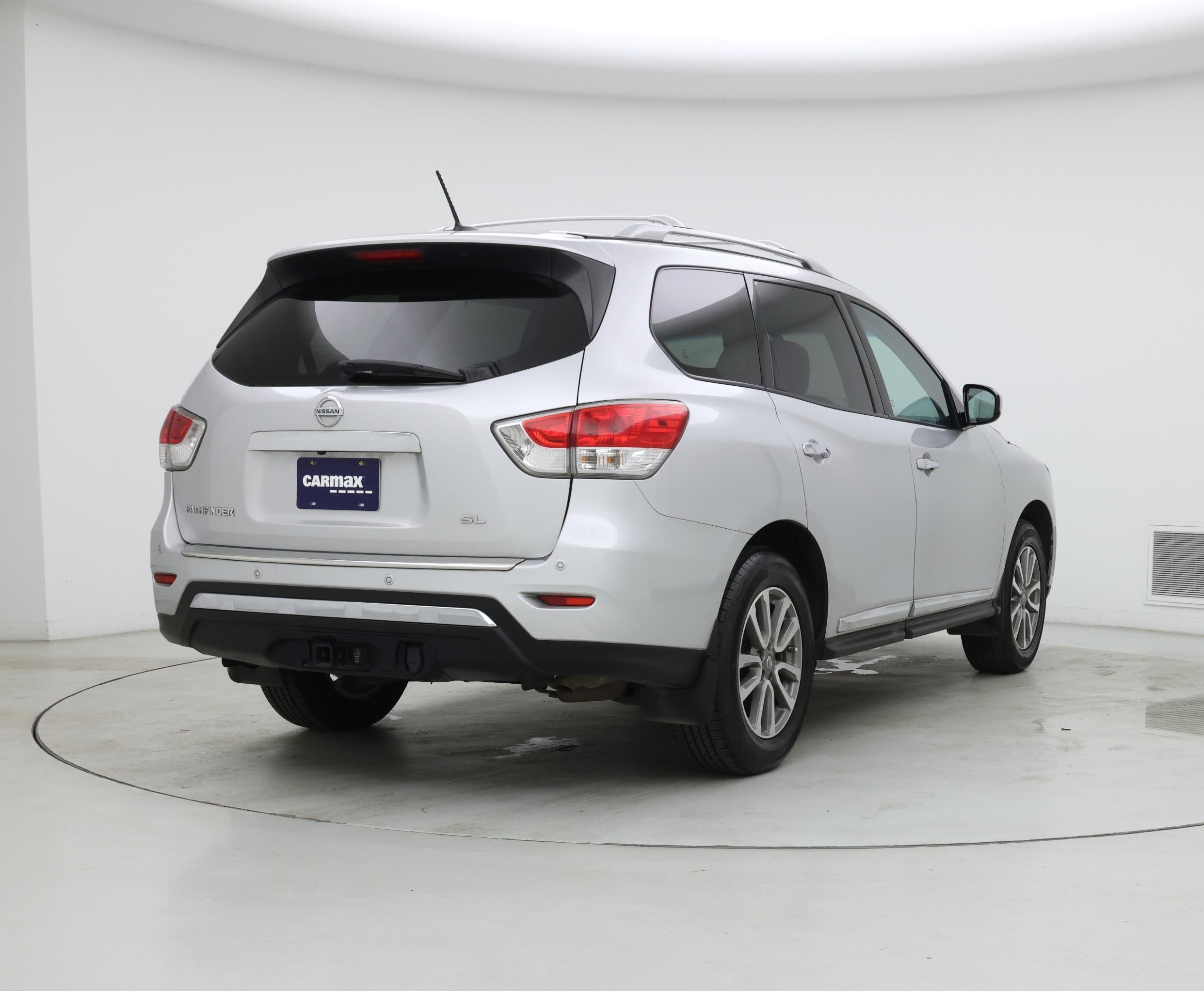 Thumbnail: 2013 Nissan Pathfinder - 8