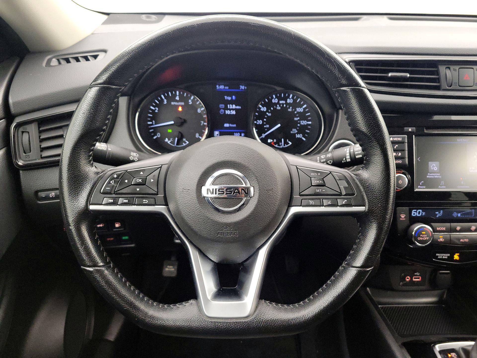 Thumbnail: 2020 Nissan Rogue - 10