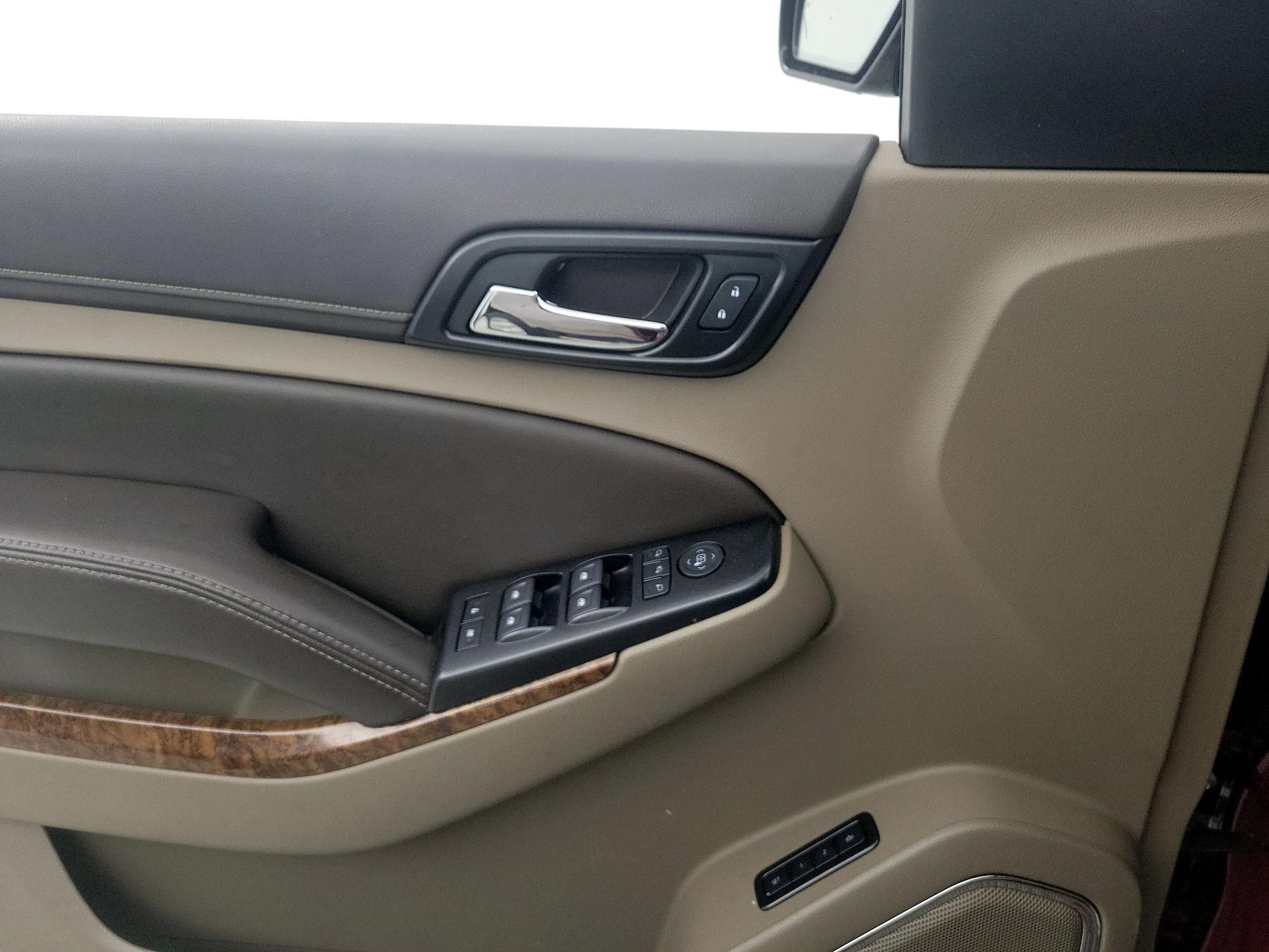 Thumbnail: 2020 Chevrolet Tahoe - 12