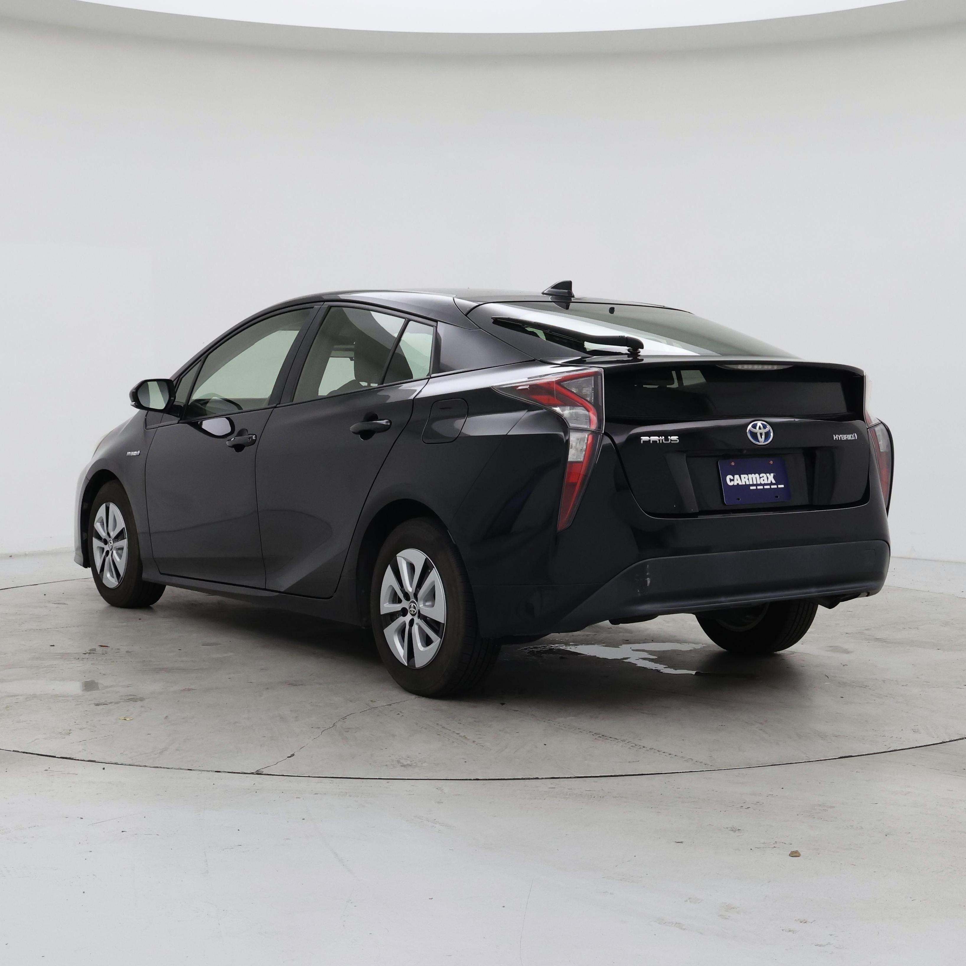 Thumbnail: 2016 Toyota Prius - 2