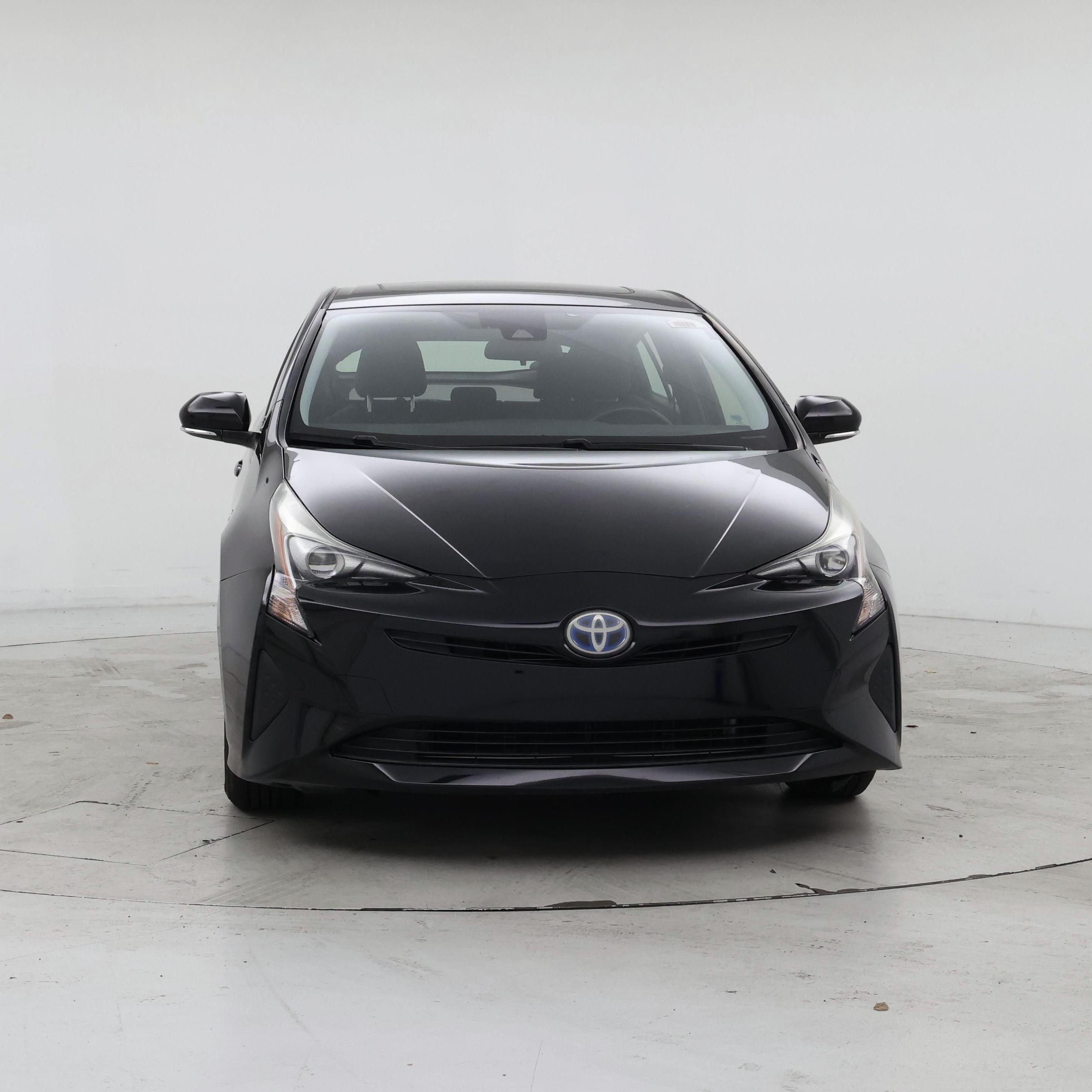 Thumbnail: 2016 Toyota Prius - 5