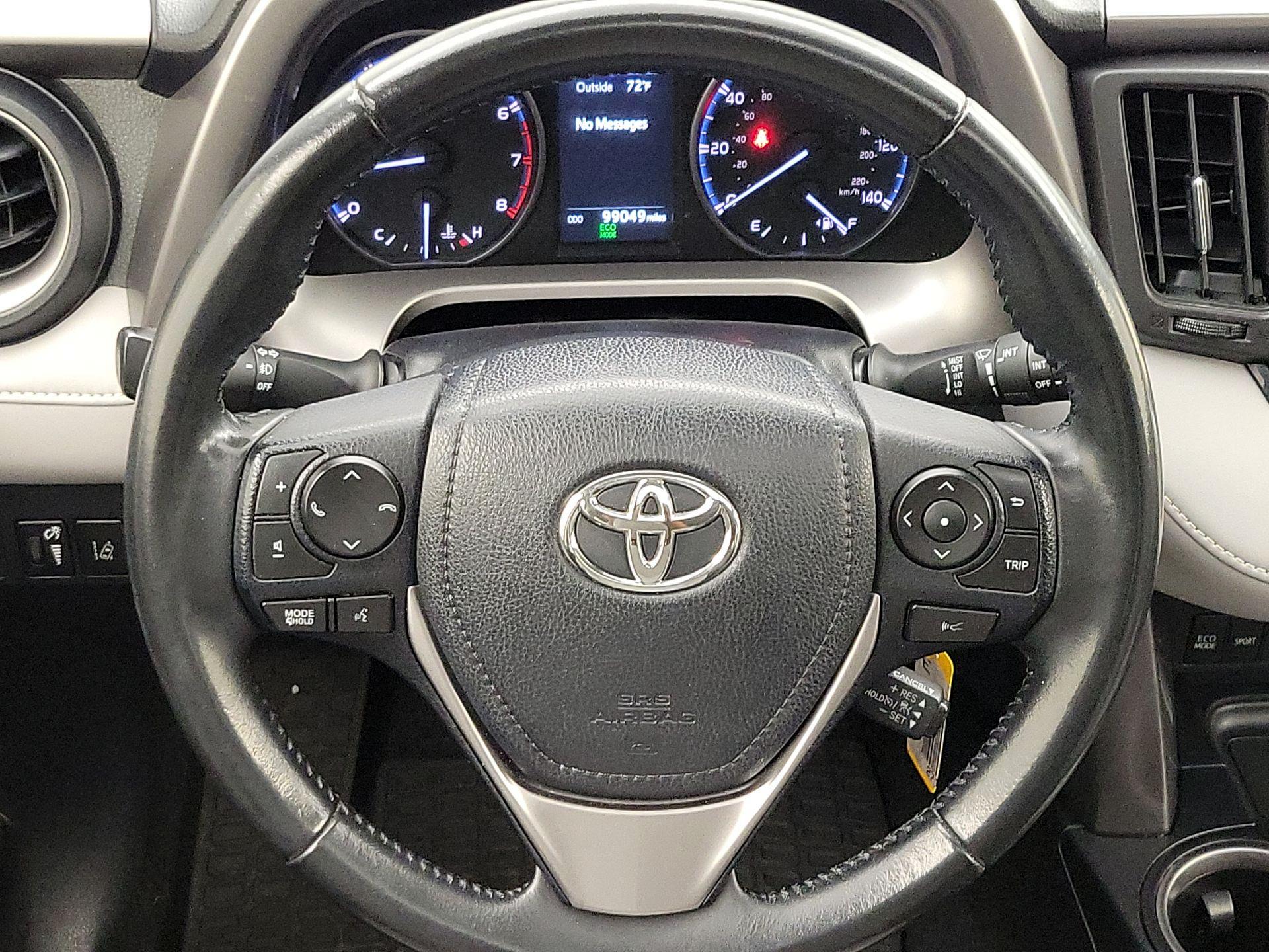 Thumbnail: 2017 Toyota RAV4 - 10