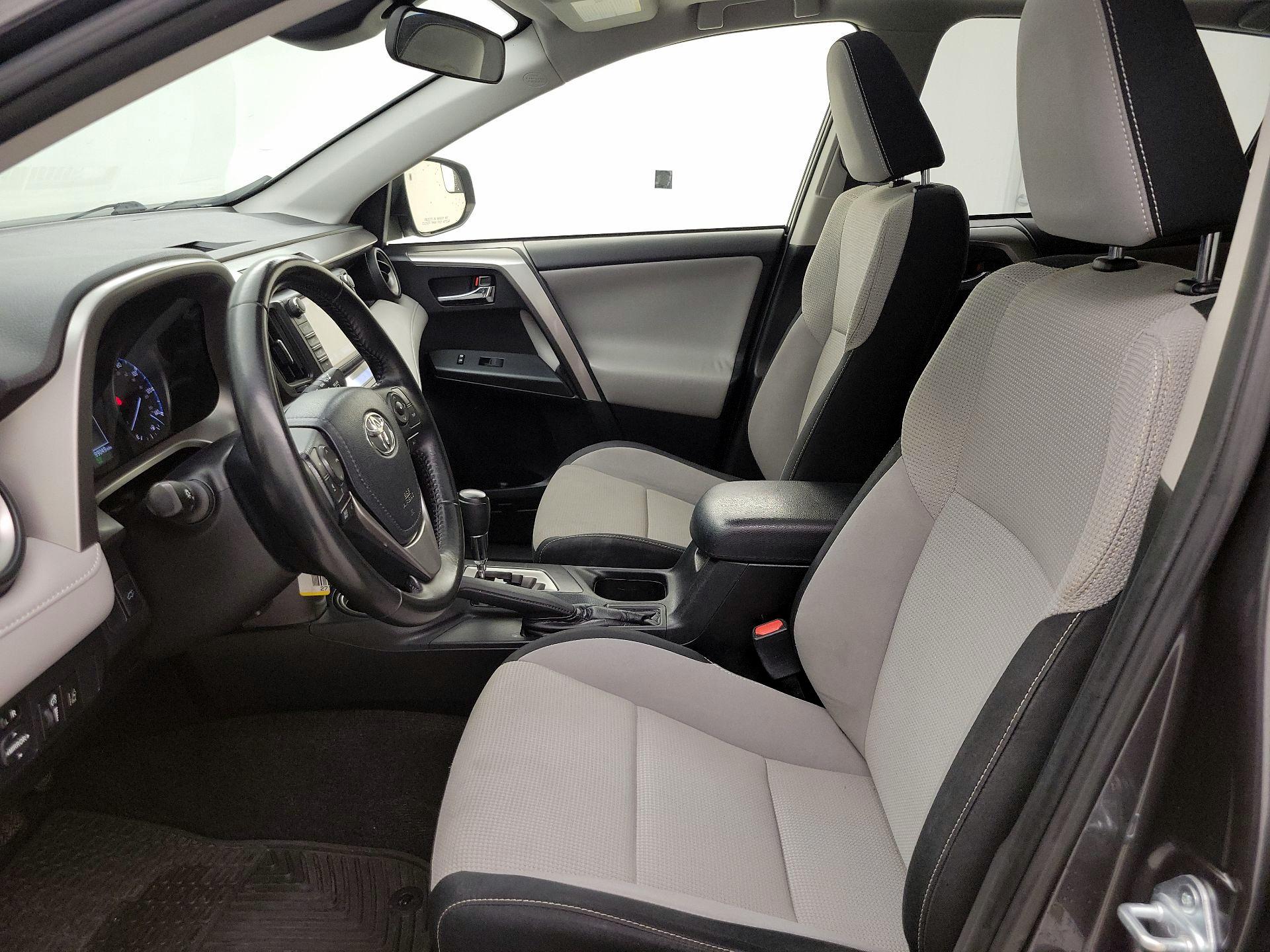 Thumbnail: 2017 Toyota RAV4 - 11