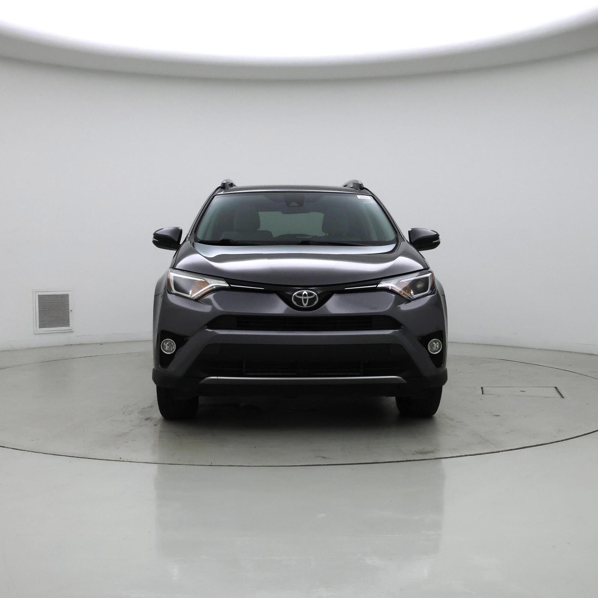Thumbnail: 2017 Toyota RAV4 - 5