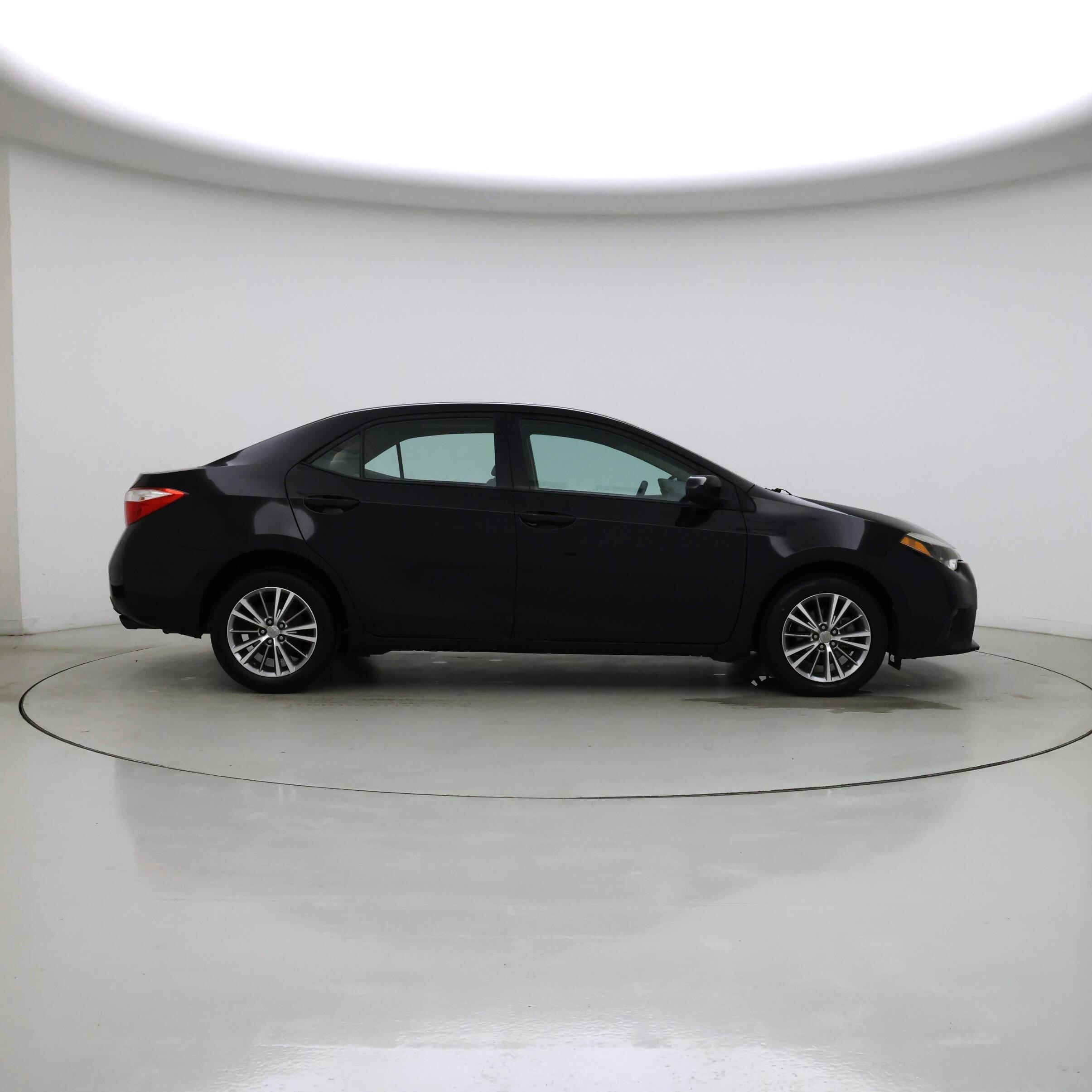Thumbnail: 2015 Toyota Corolla - 7