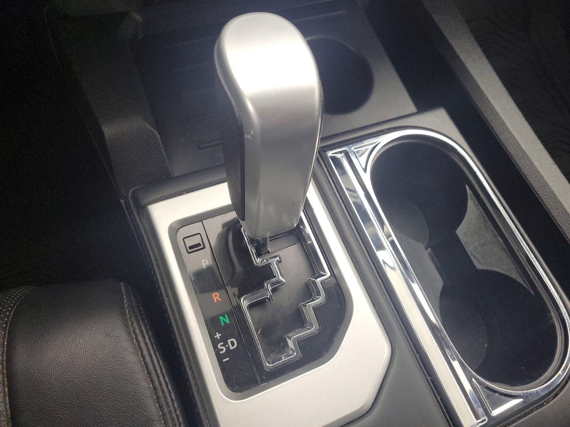 Thumbnail: 2019 Toyota Tundra - 17