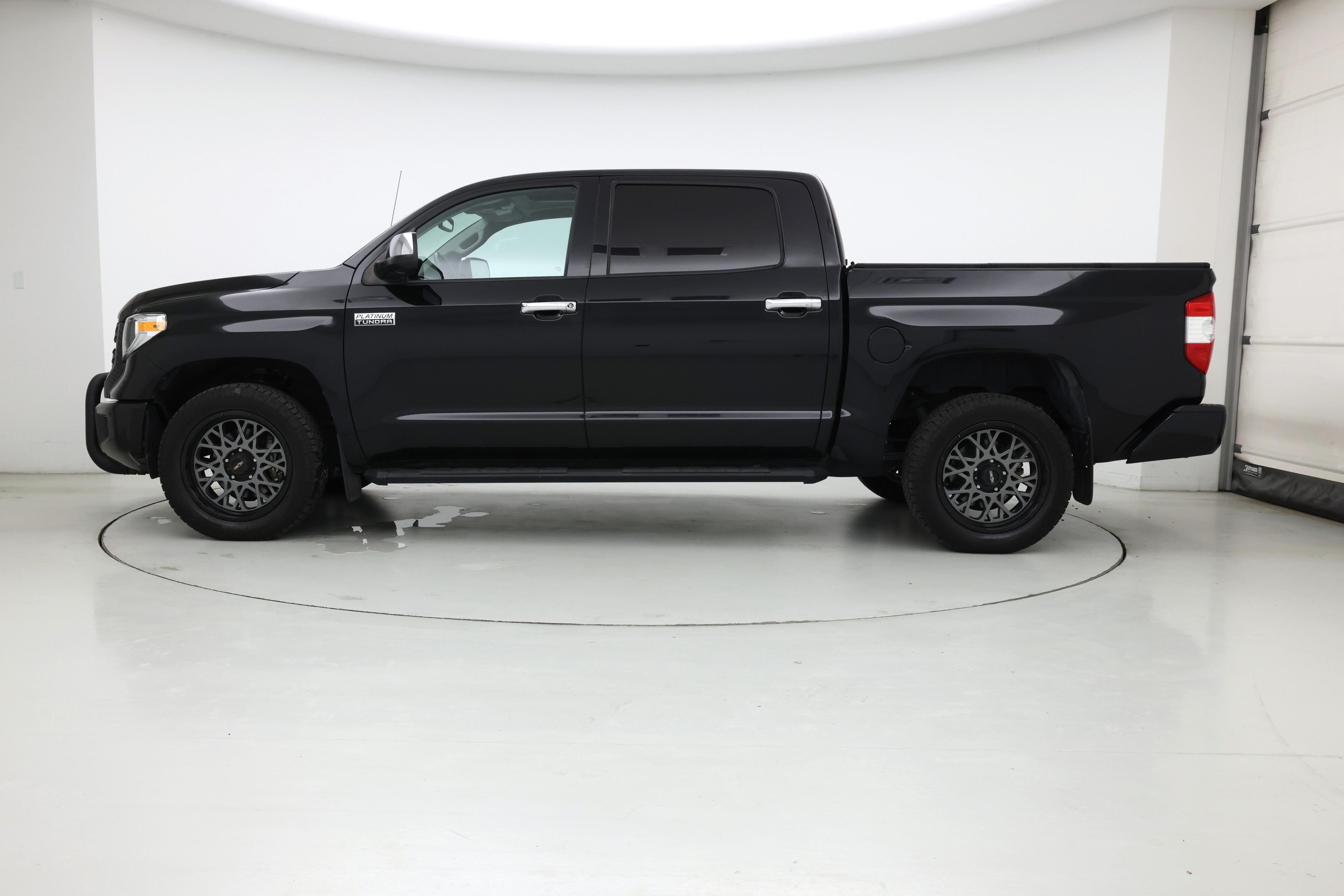 Thumbnail: 2019 Toyota Tundra - 3