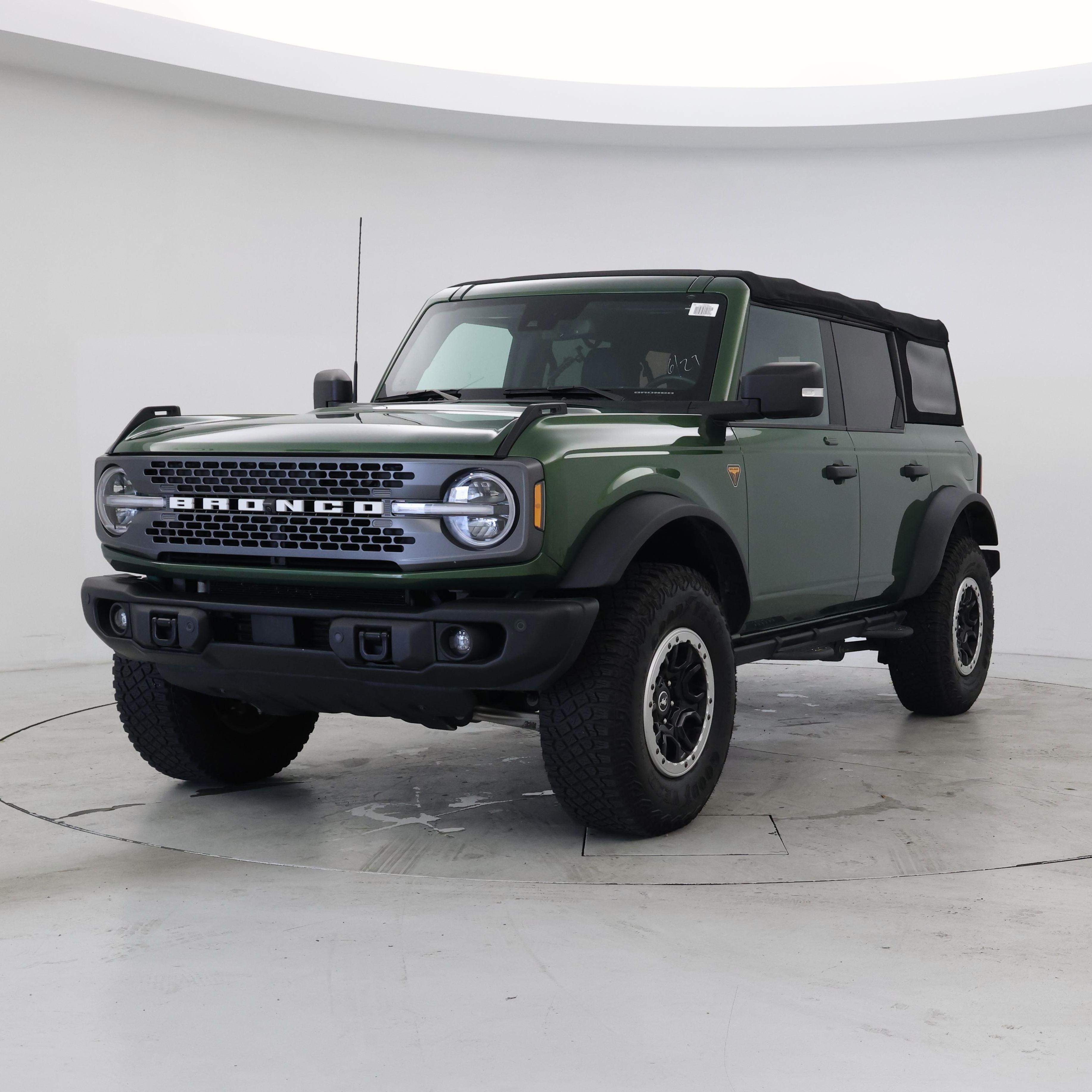 Thumbnail: 2022 Ford Bronco - 4