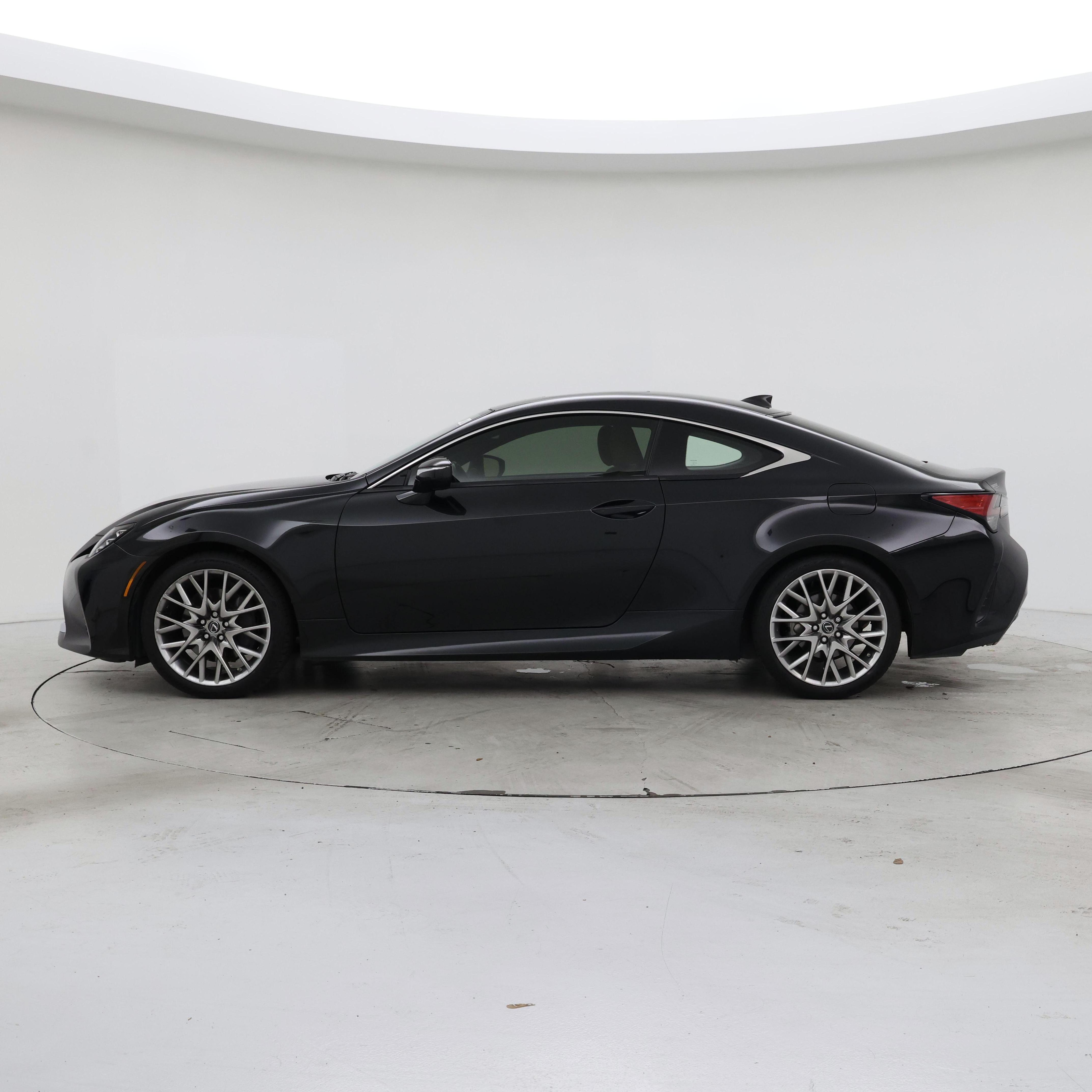 Thumbnail: 2021 Lexus RC - 3