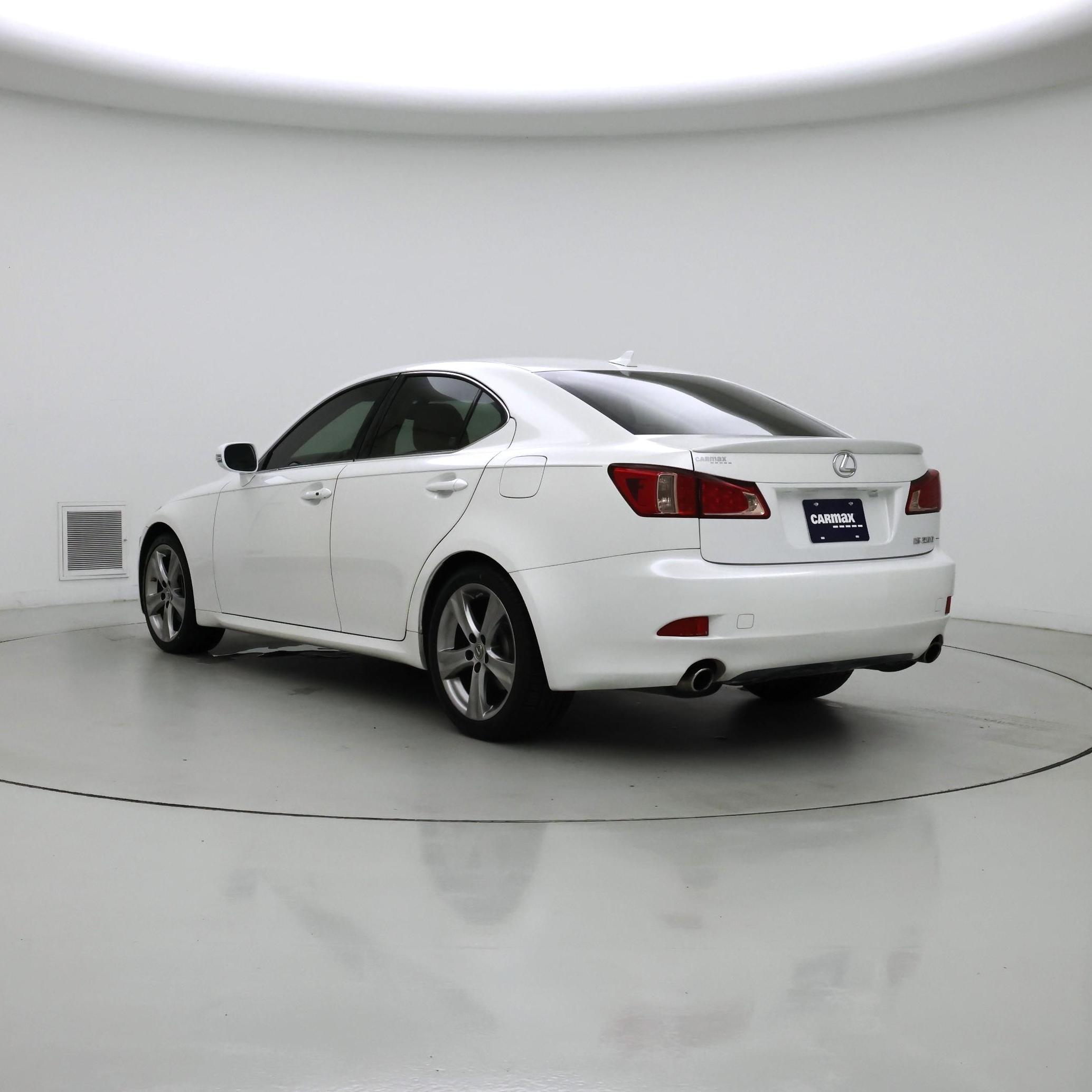 Thumbnail: 2013 Lexus IS - 2