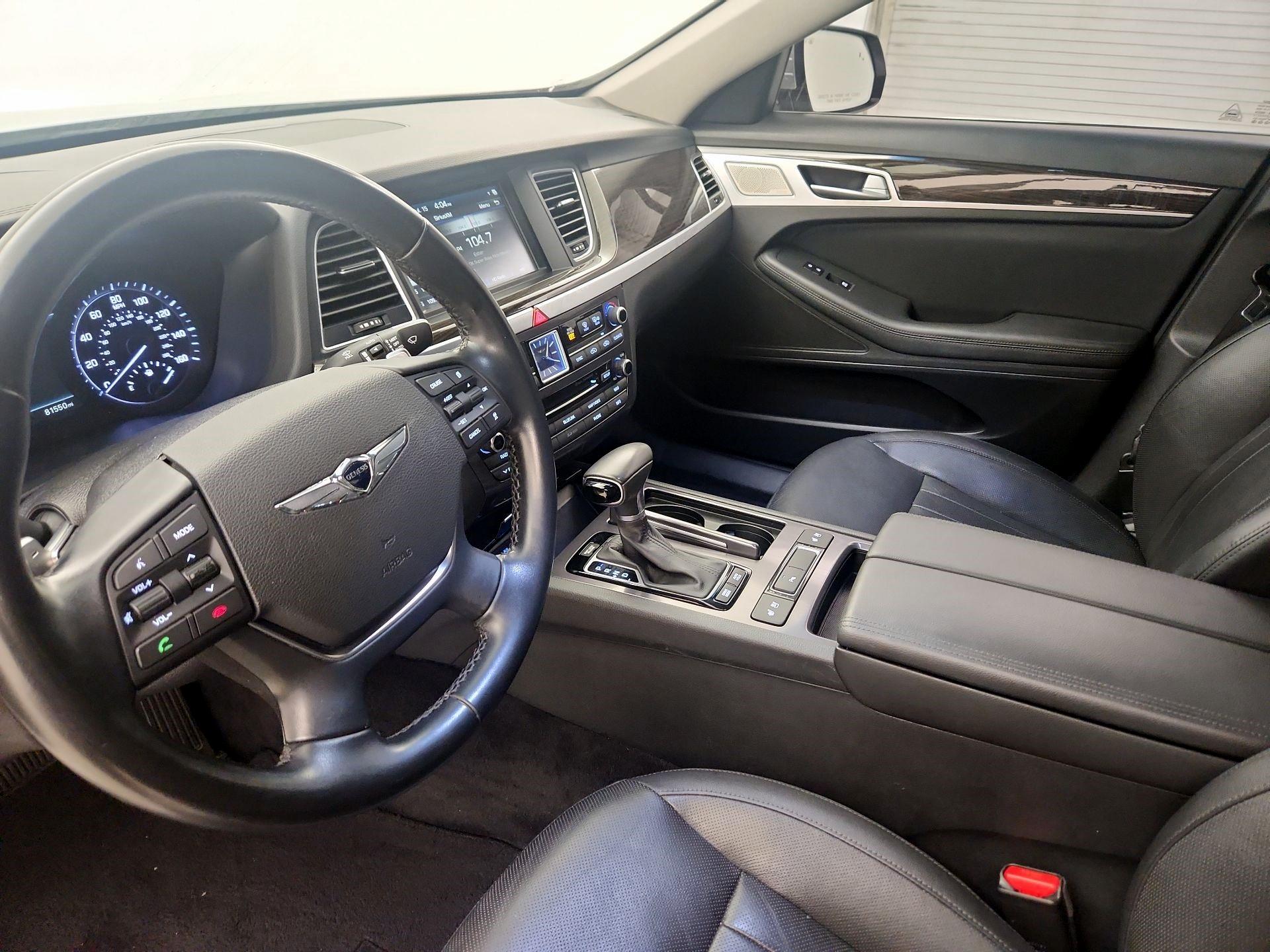 Thumbnail: 2018 Genesis G80 - 11