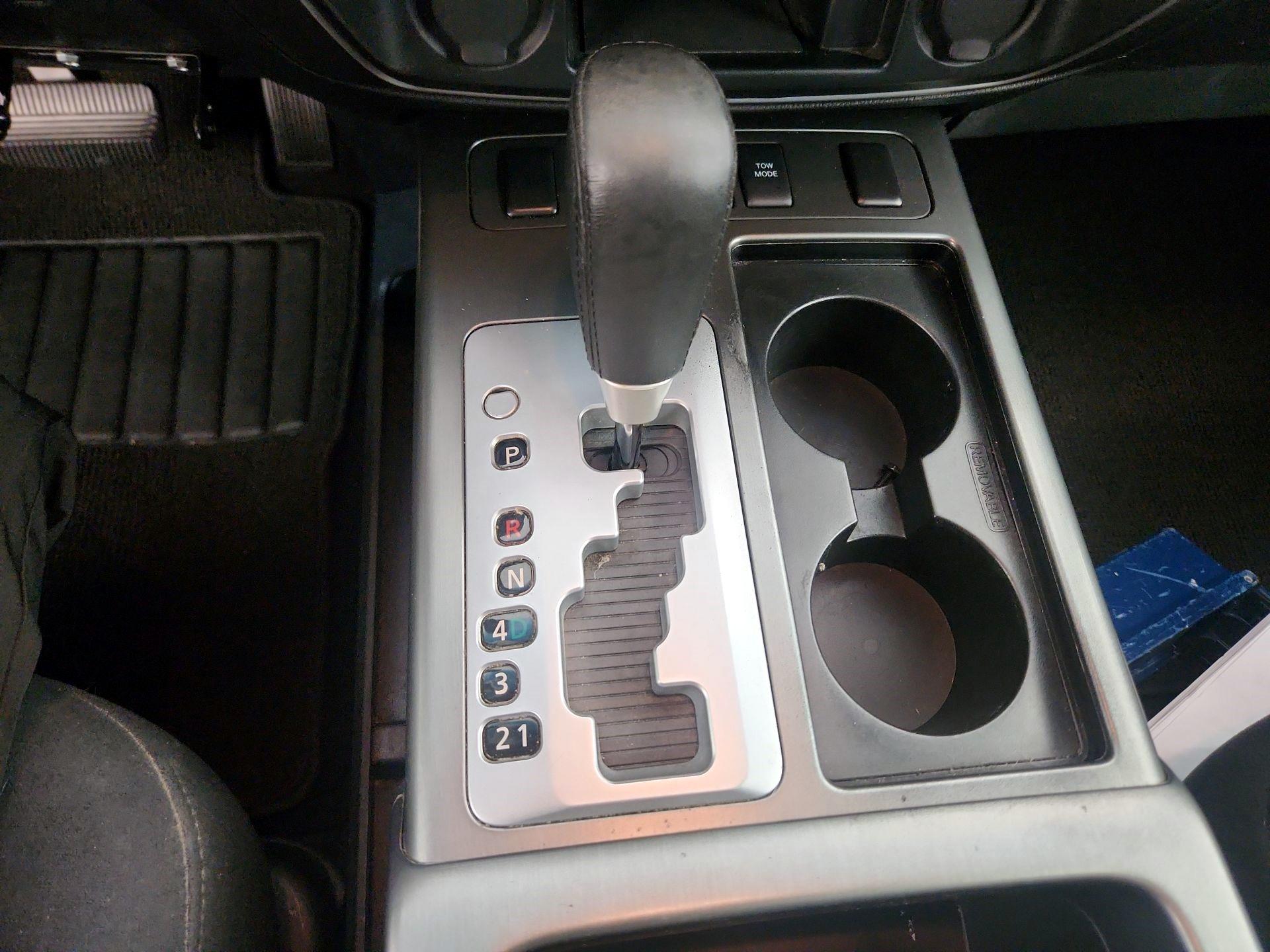 Thumbnail: 2014 Nissan Armada - 15
