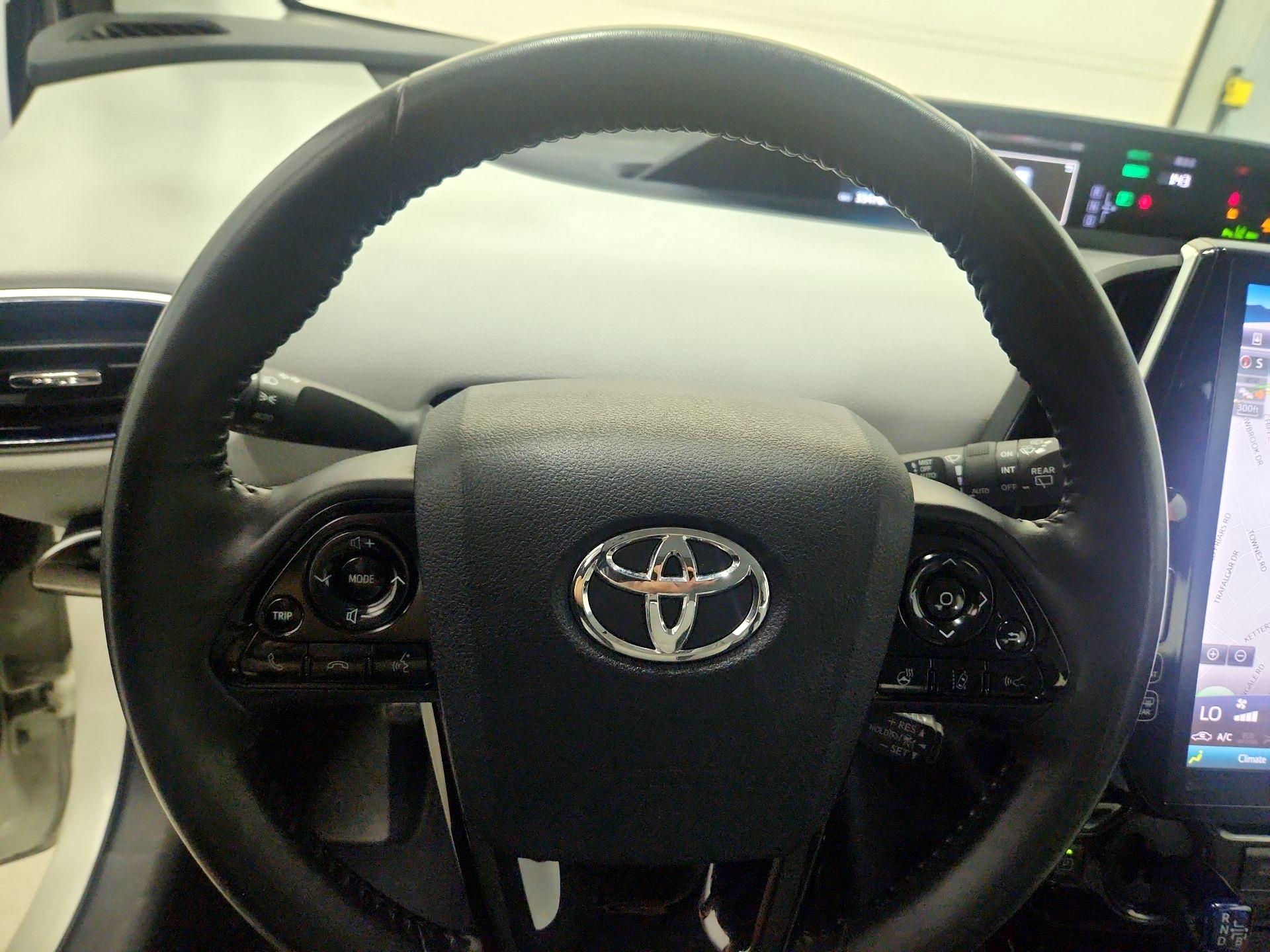 Thumbnail: 2019 Toyota Prius - 10