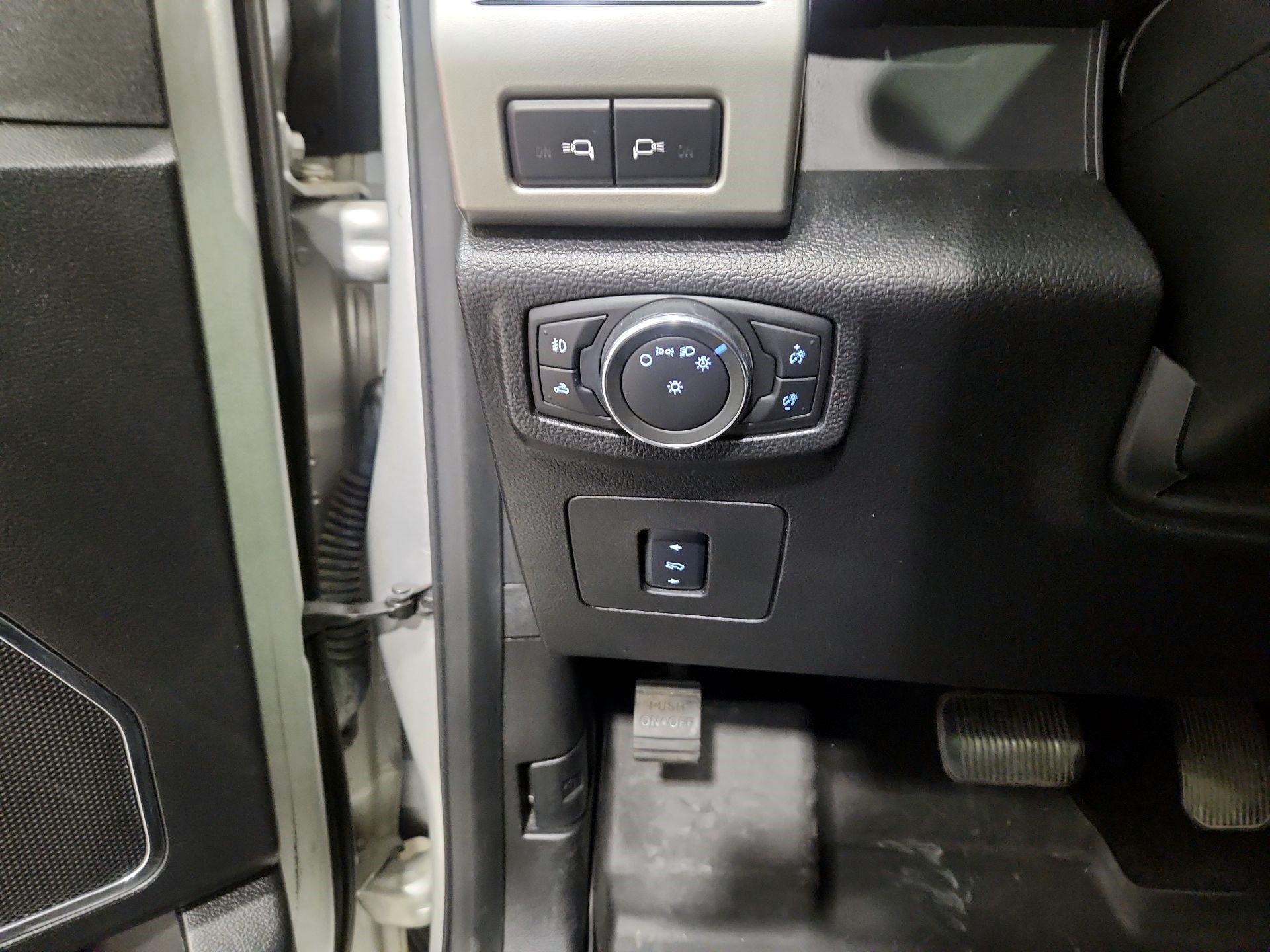 Thumbnail: 2016 Ford F-150 - 13